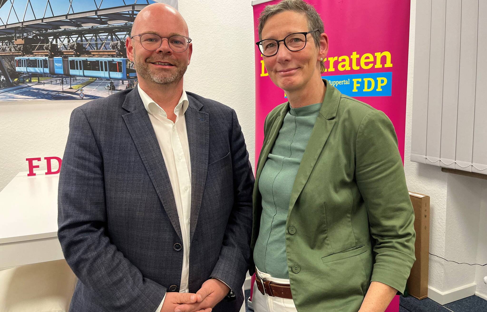 Die FDP-Fraktionsvorsitzenden René Schunck  und Karin