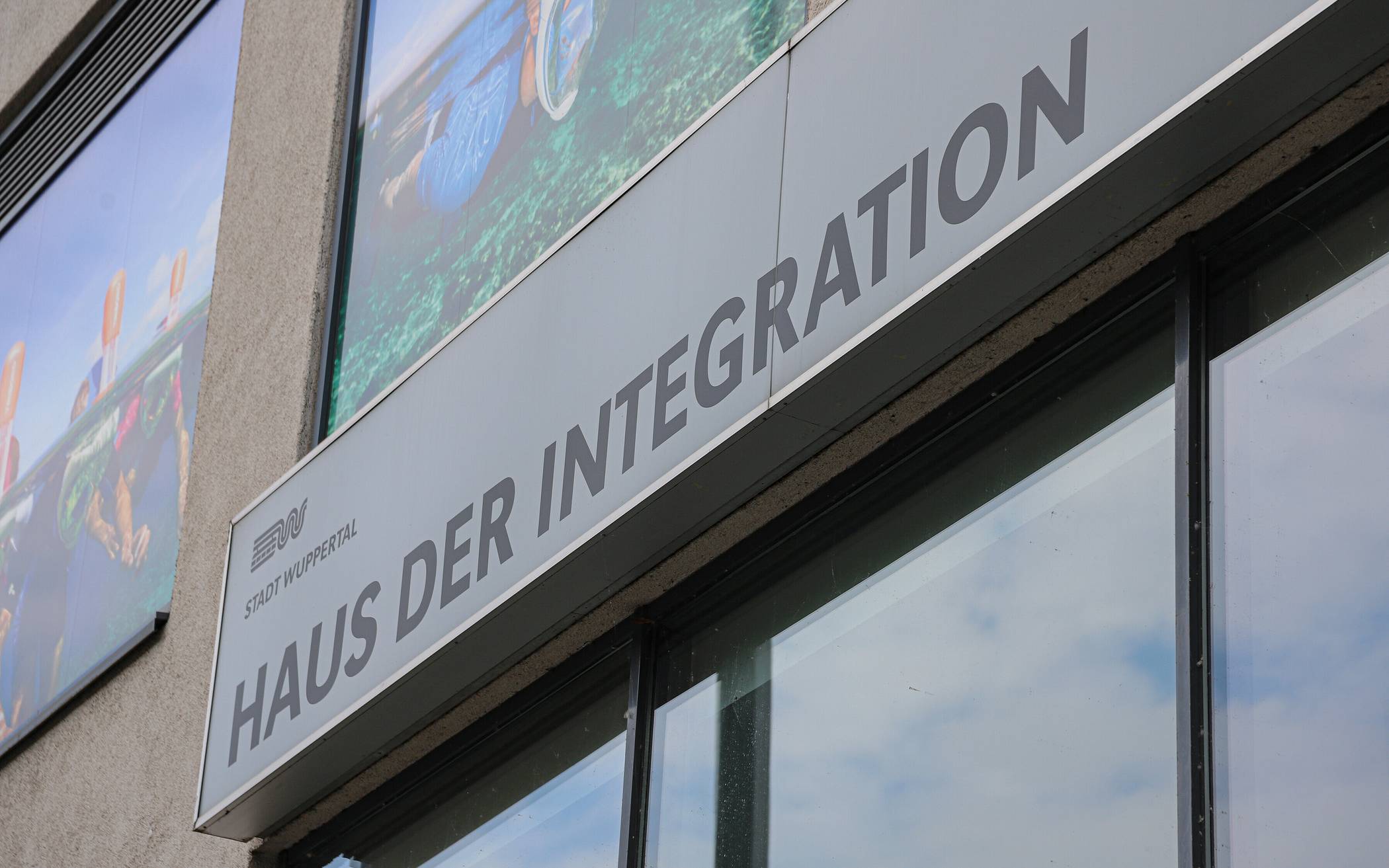  Im Wuppertaler „Haus der Integration“ wurde eine Mitarbeiterin bei einer Messerattacke verletzt. 