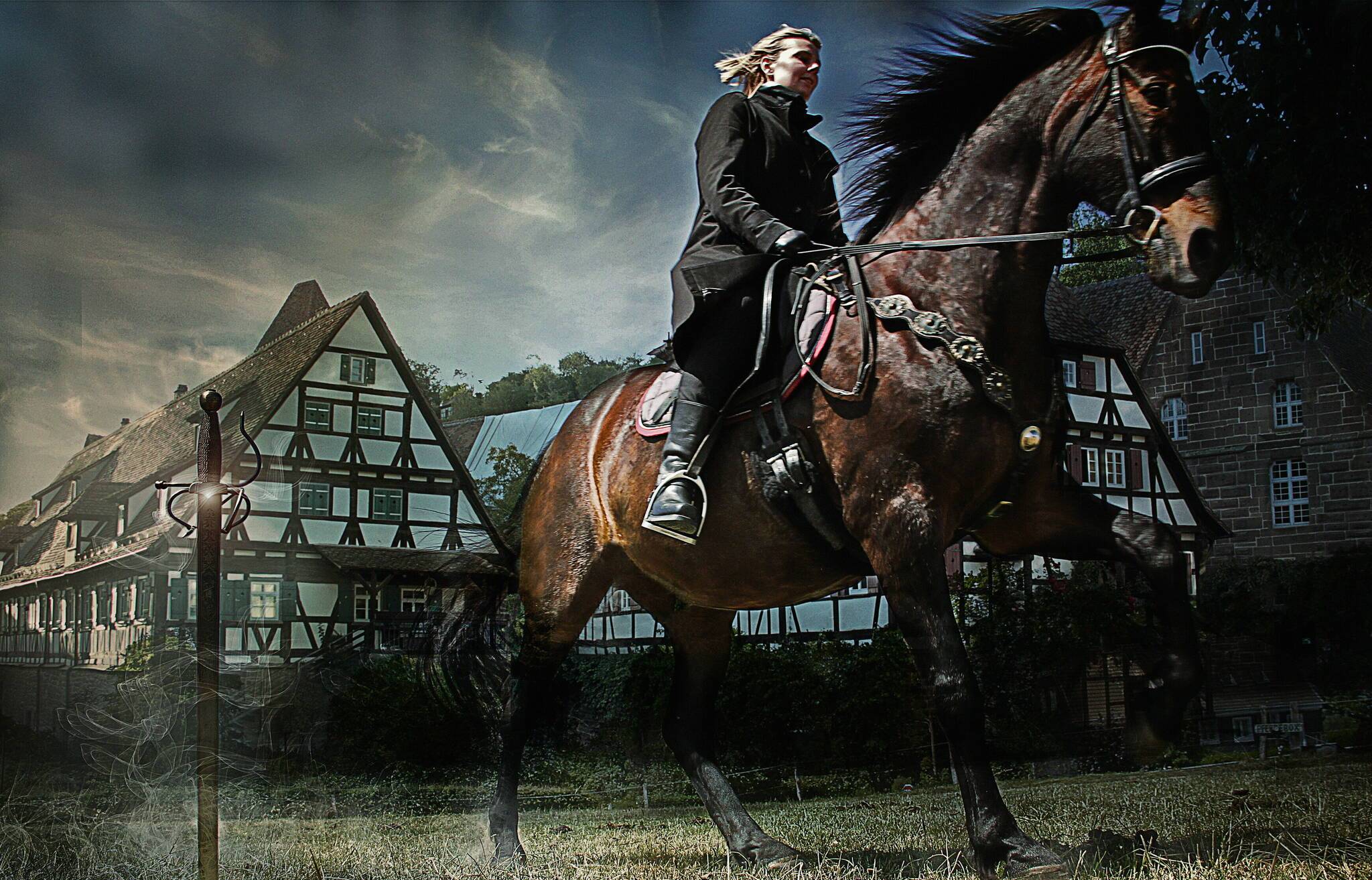 Eines von vielen im Fantasy-Stil inszenierten Pferdefotos von Kerstin Matthies, die in Beyenburg lebt. 