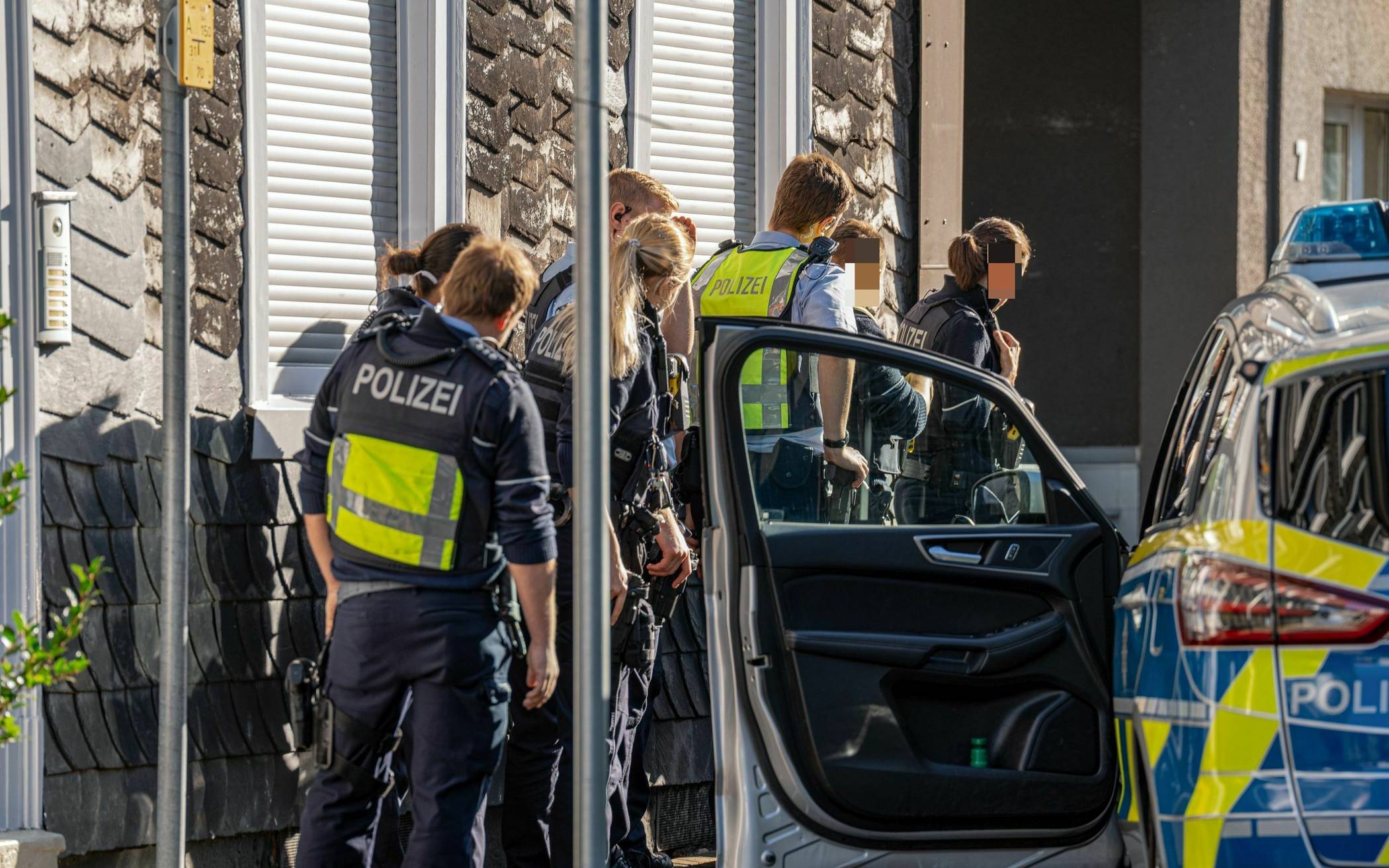 Bilder: Festnahme am Hohenstein​ in Wuppertal-Barmen