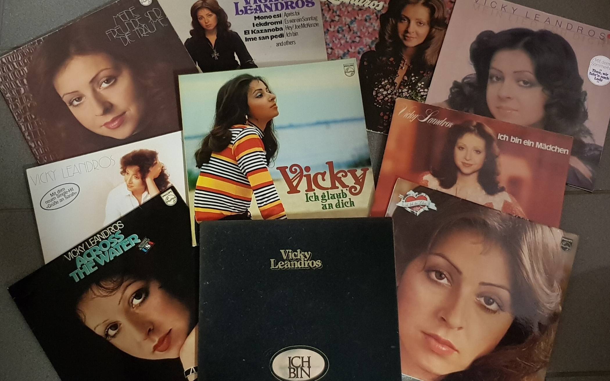  Eine Auswahl der Vicky-Leandros-LPs. 