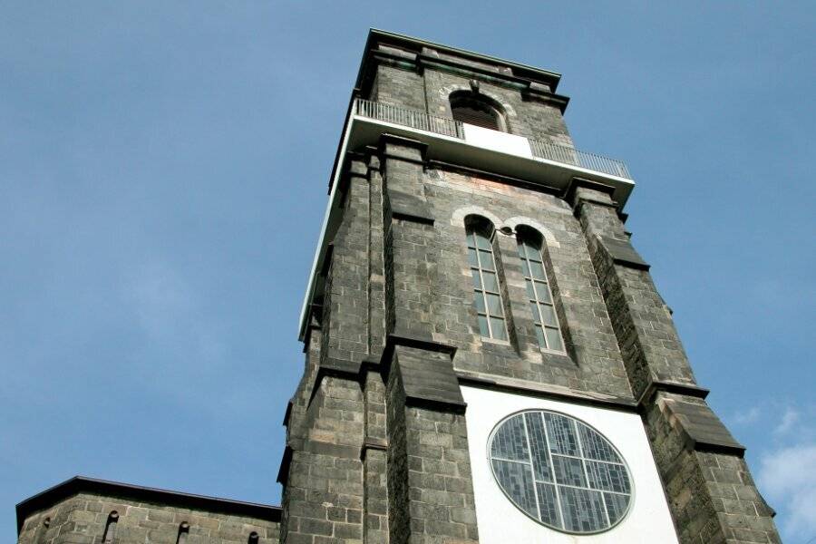 Der Turm der Gemarker Kirche.