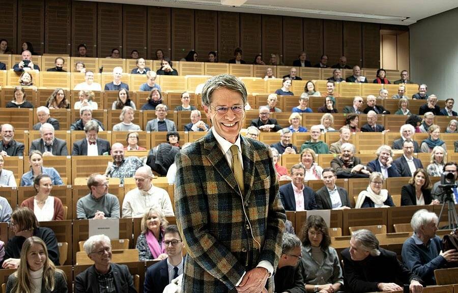 Prof. Dr. Michael Scheffel verabschiedet sich
