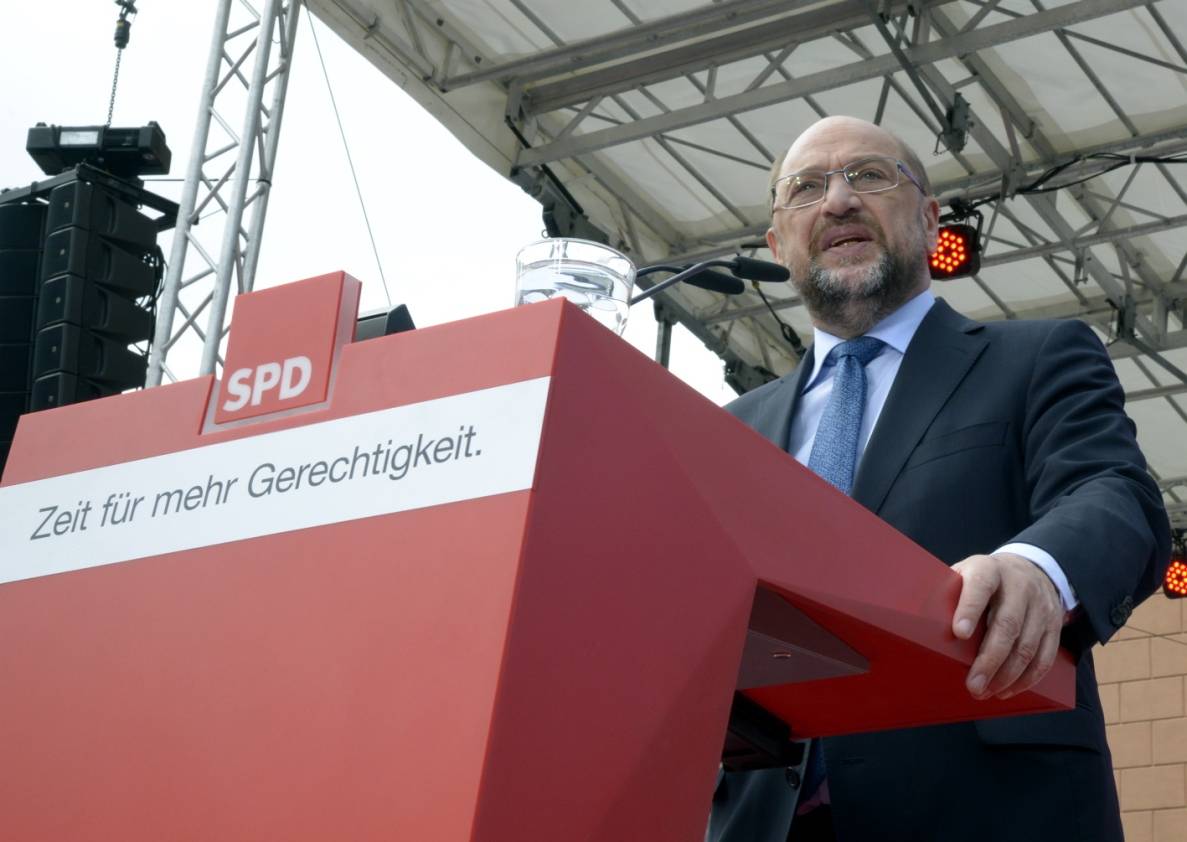 Mit Bildern: Schulz und Wagenknecht in der City