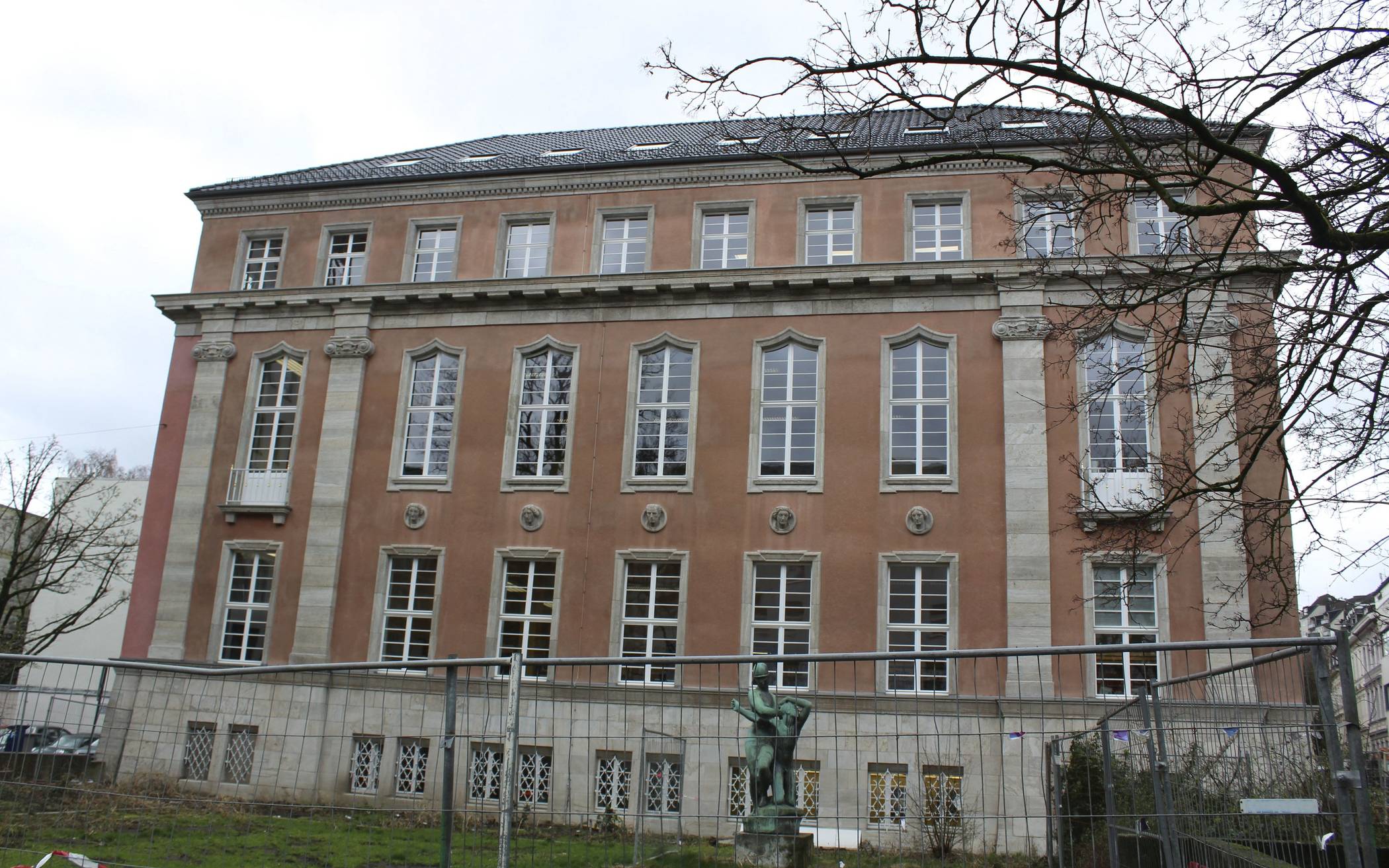 Die Stadtbibliothek in Elberfeld.