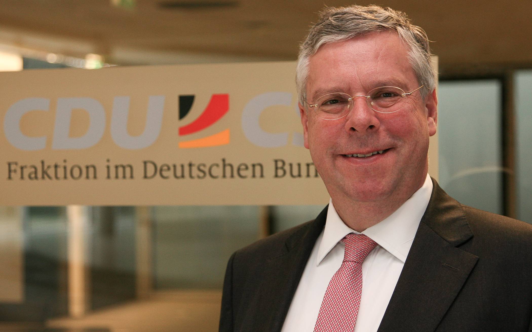  Bundestagsabgeordneter Jürgen Hardt, aktuell selbst in Quarantäne.  