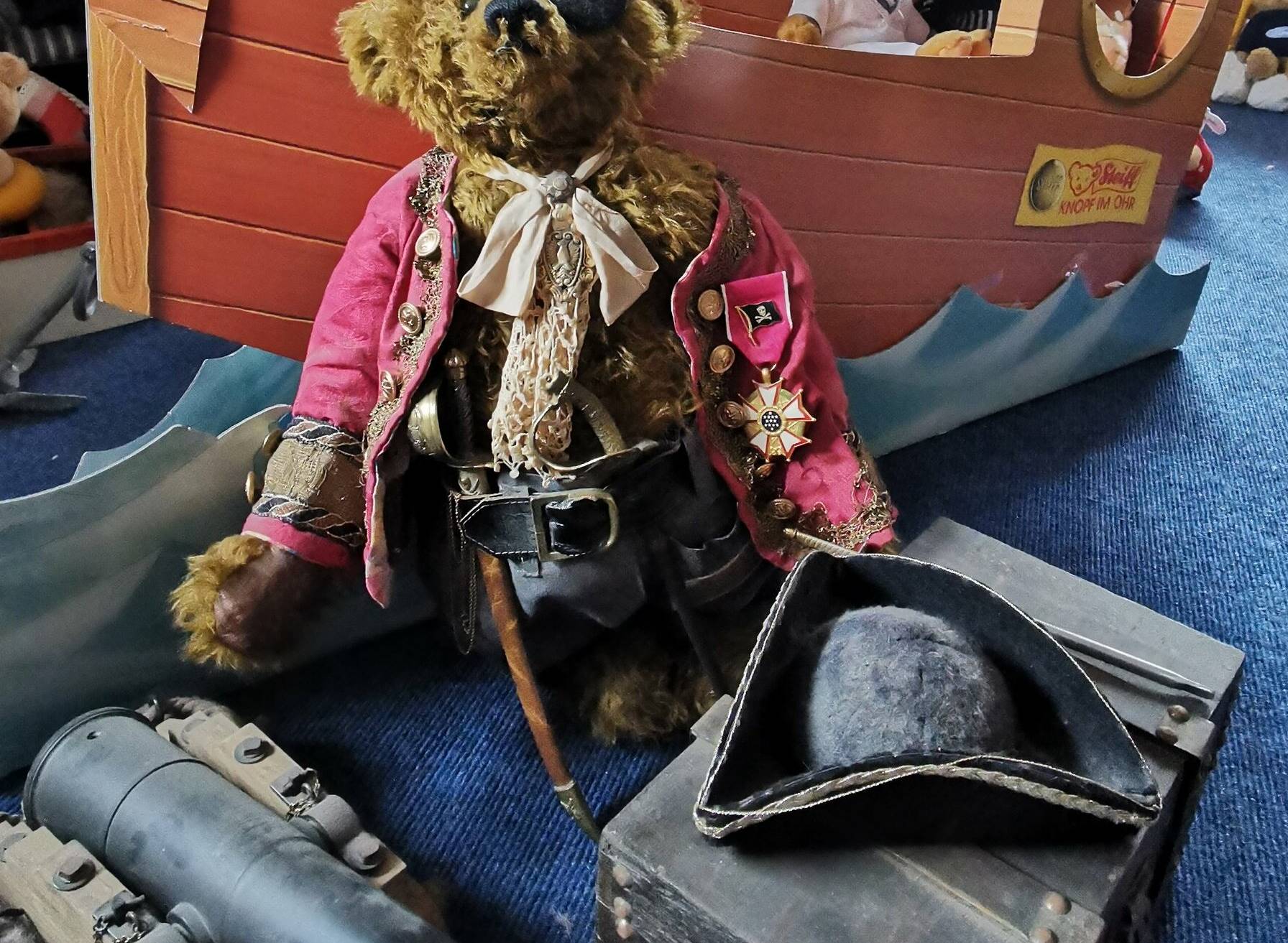  Der Piraten-Bär ist ein Unikat und eines der ersten Sammlerstücke. 
