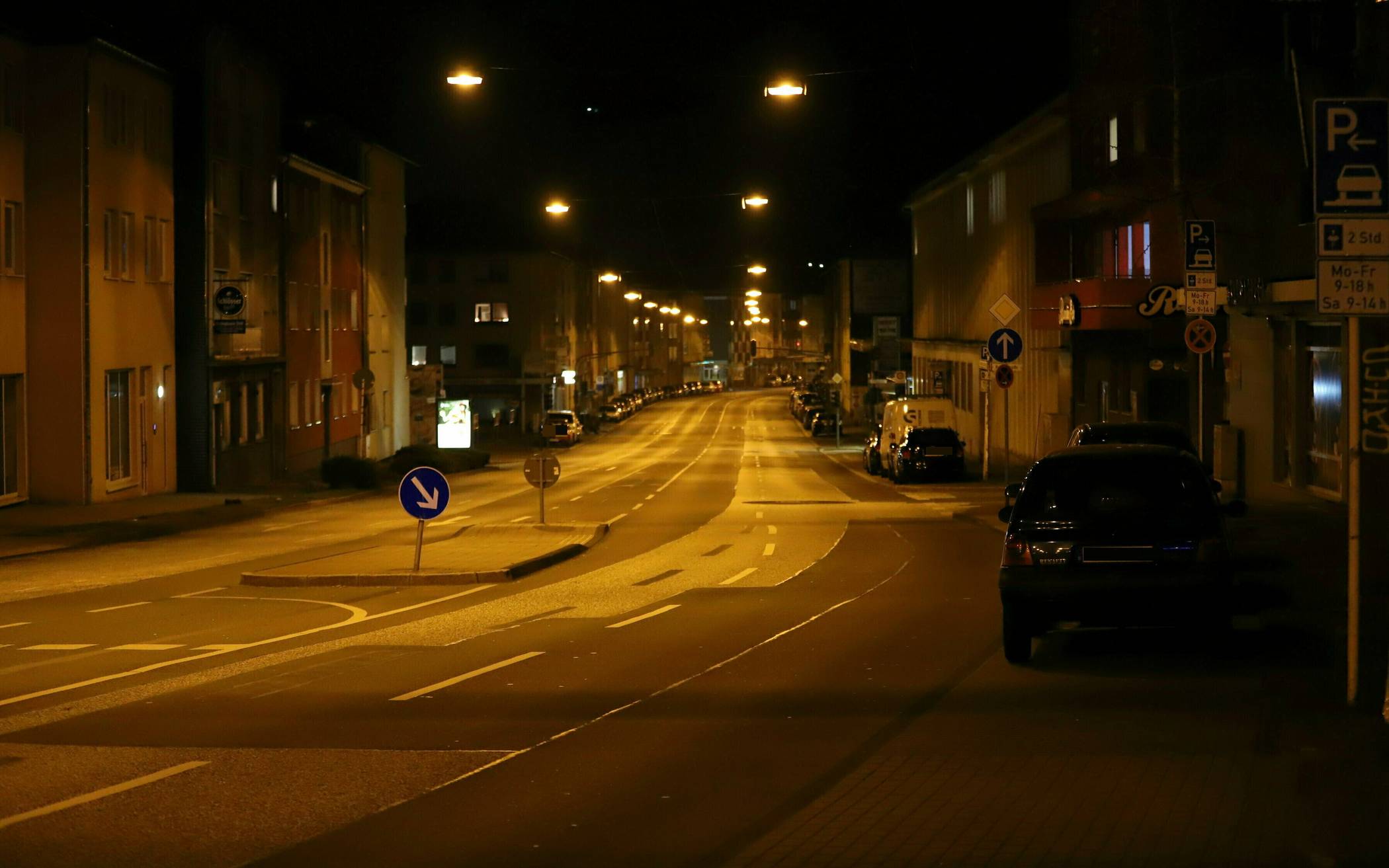  0:30 Uhr auf der Heckinghauser Straße – weit und breit weder Menschen noch Autos in Sicht. 