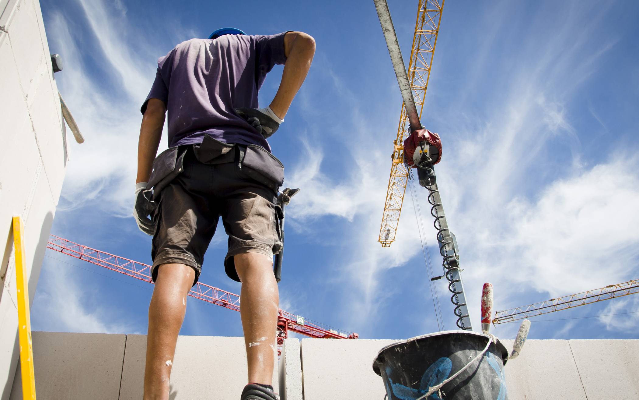 „Lohn-Plus und Wegezeit-Entschädigung für Bauarbeiter“