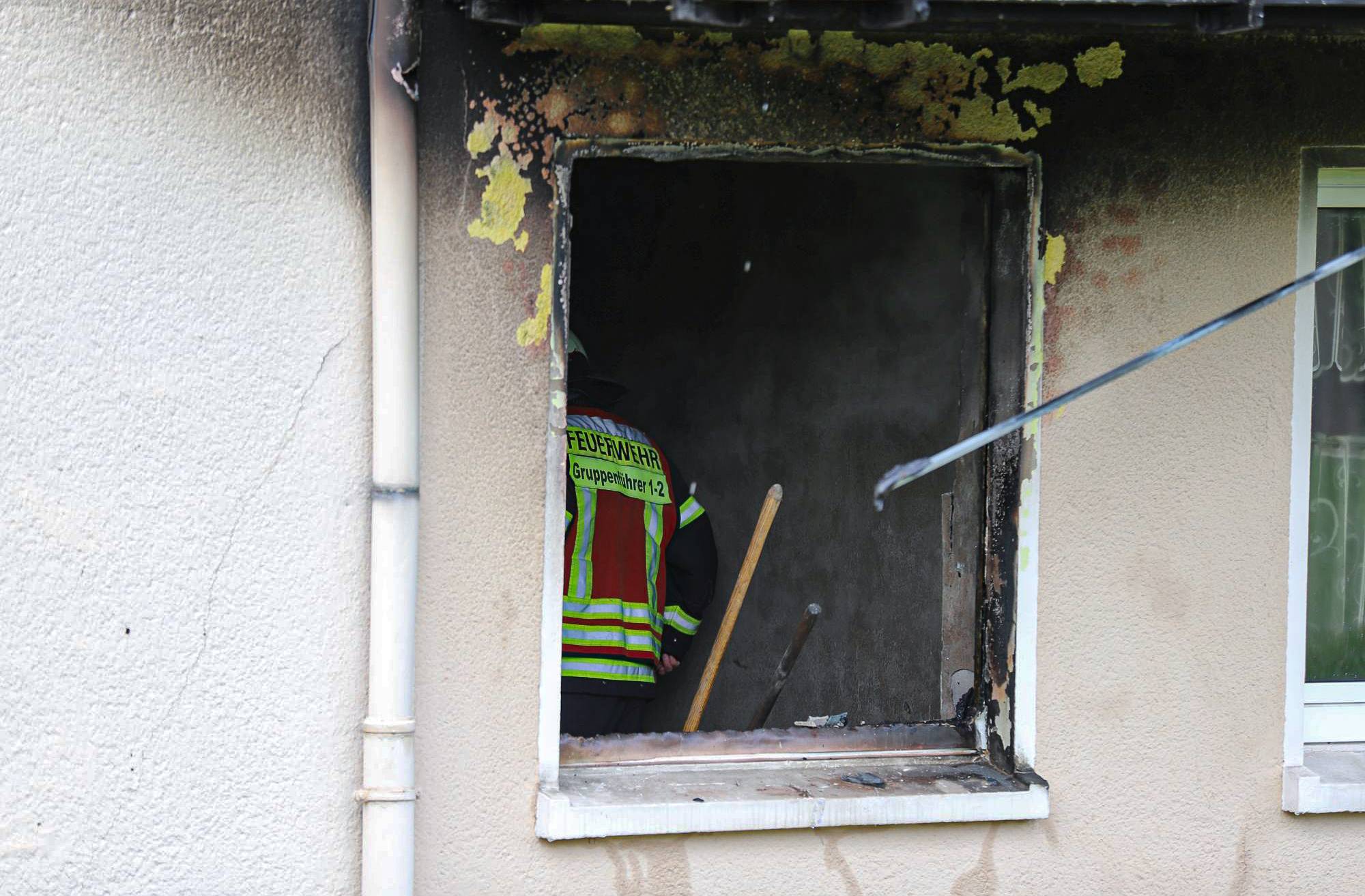 Verletzte nach Feuer in Barmer Mehrfamilienhaus
