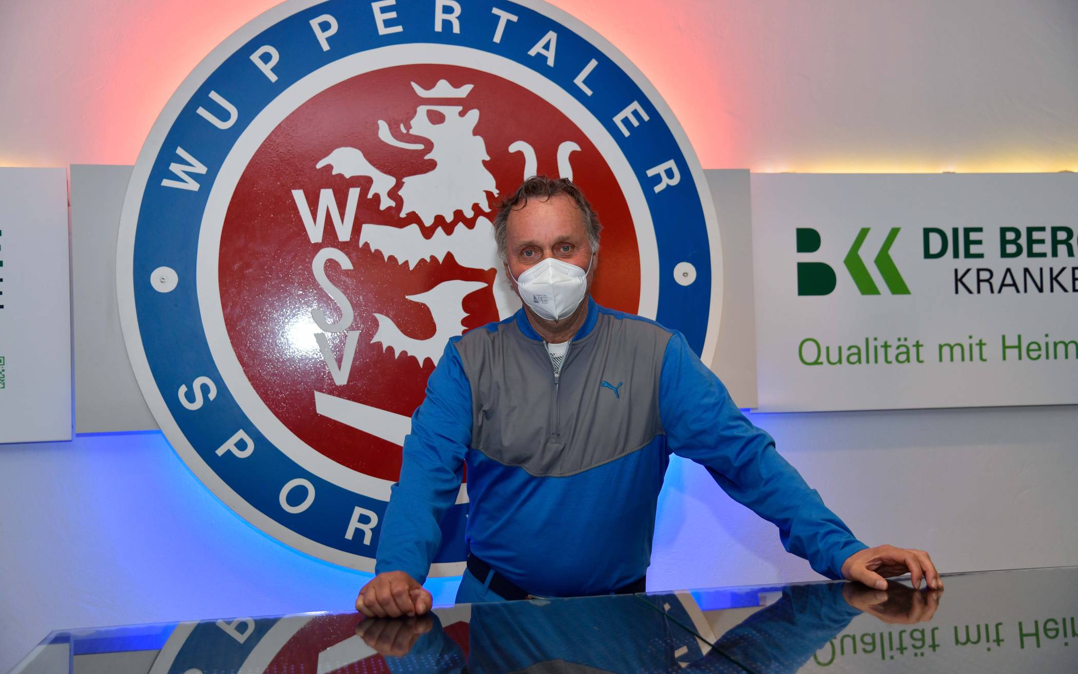 Peter Neururer setzt sich nun für Rot und Blau...