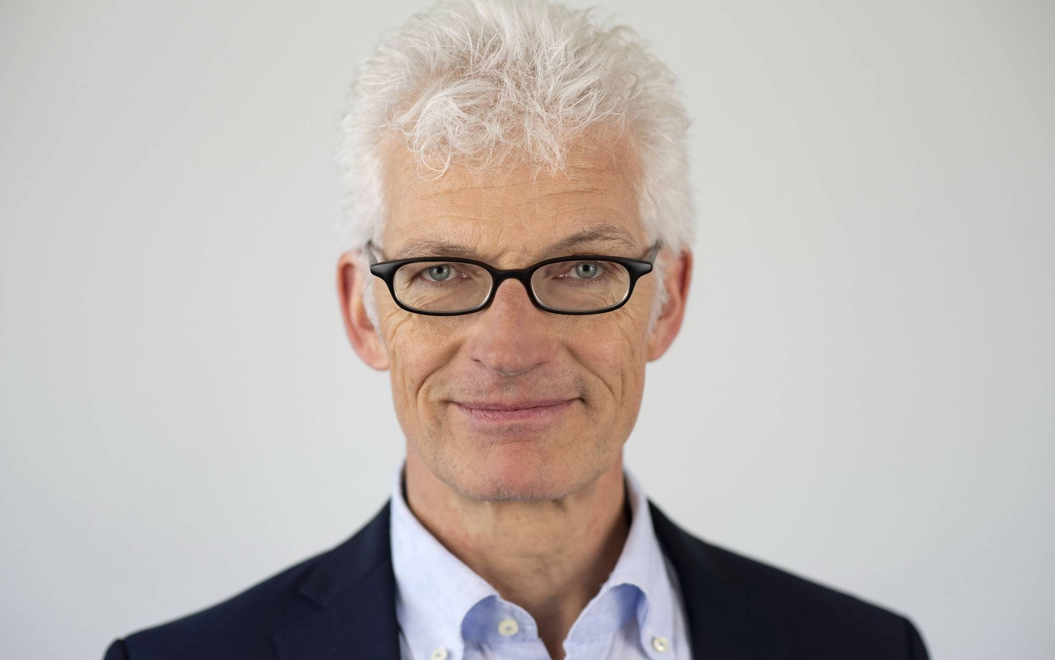  Prof. Dr. Wolfgang Lukas (Bergische Uni). 