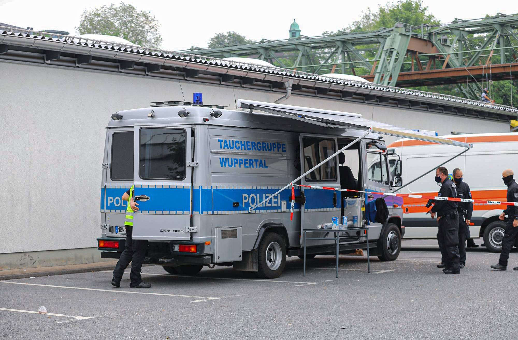 Mehrere Personen sind am Montagmorgen (7. Juni 2021) im Bereich zwischen...