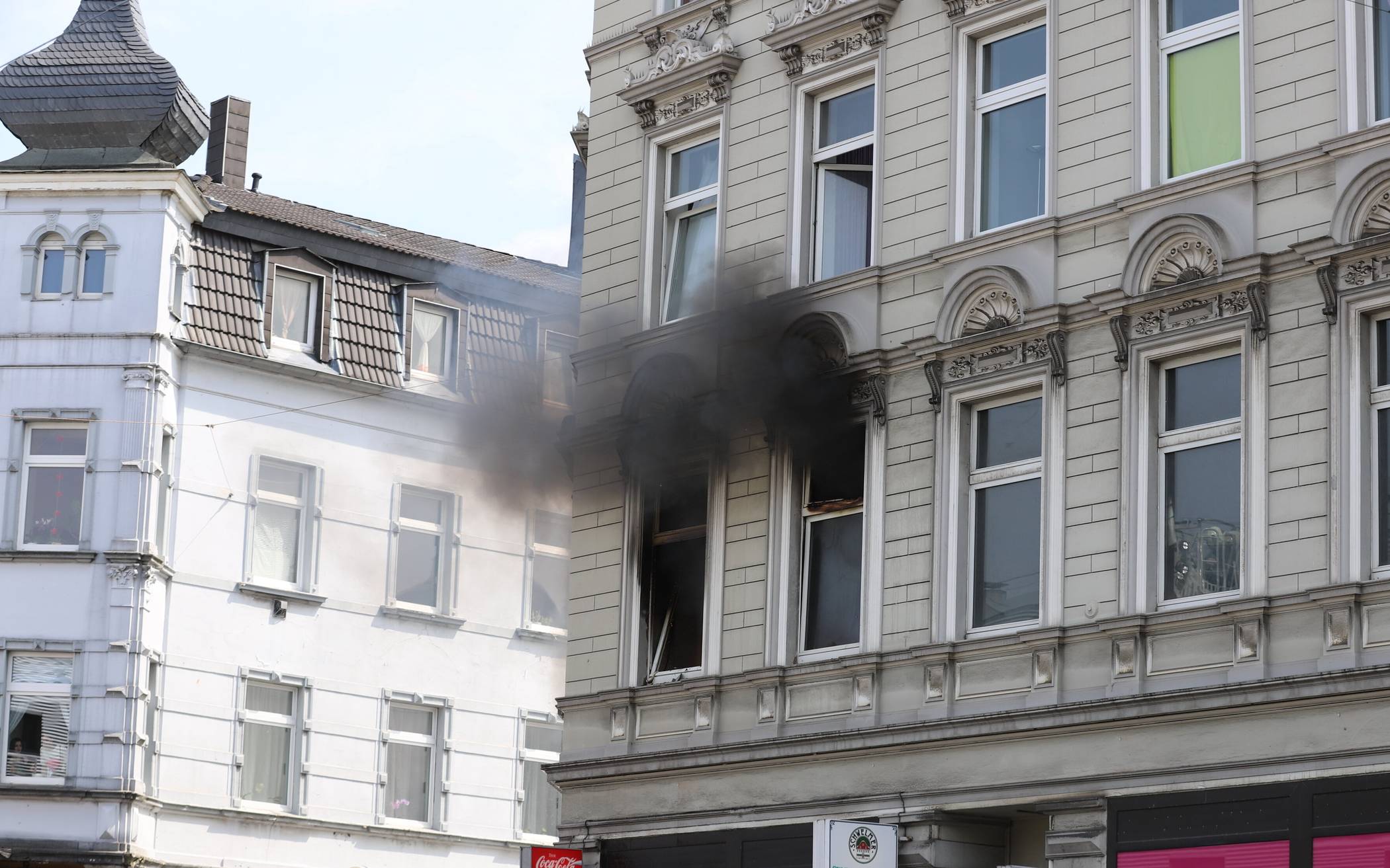 Explosion in Mehrfamilienhaus in Wuppertal-Heckinghausen