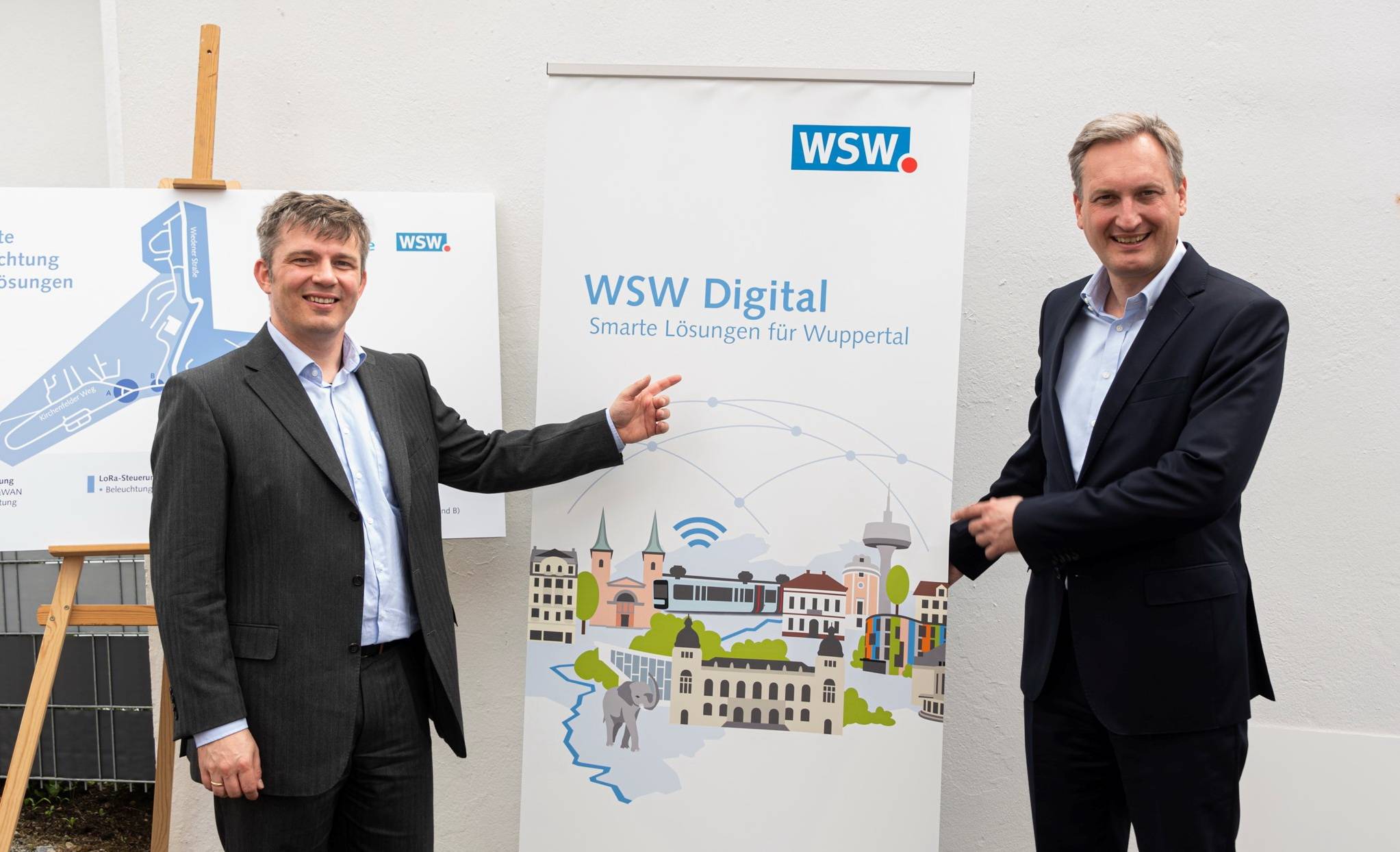  Sören Högel (li., Leiter Digitale Lösungen bei WSW) und der WSW-Vorstandsvorsitzende Markus Hilkenbach 