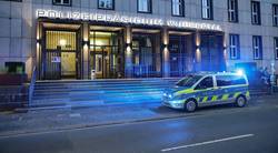 Über dem EIngang prängt nun auch ein Schriftzug.