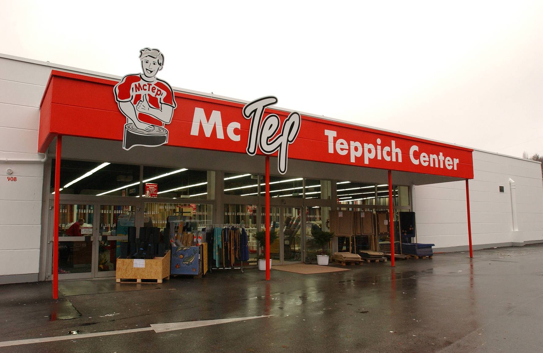  Unter dem Namen „McTep Teopich-Center“ ging es 2001 an der Uellendahler Straße 408 los. 