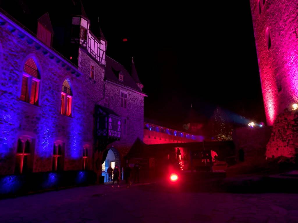 Schloss Burg wird wieder illuminiert