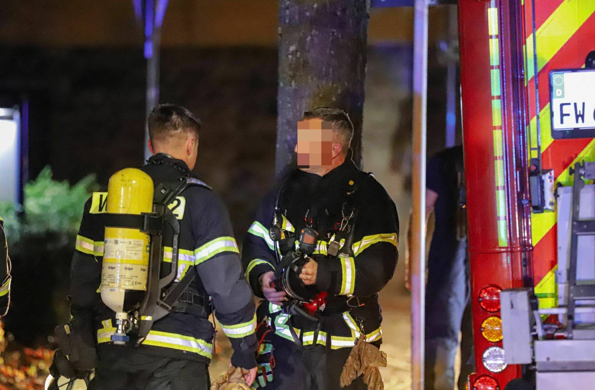 Feuerwehr-Einsatz: Brand am Abend in Wuppertaler Küche