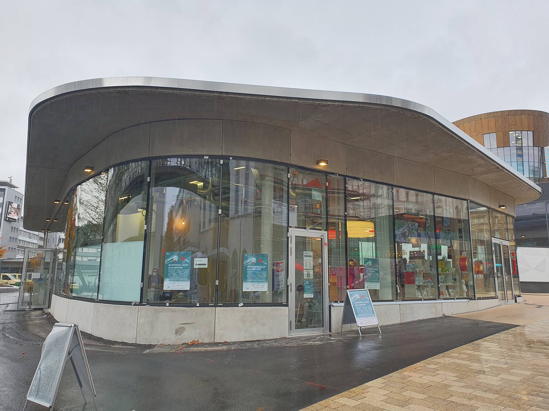  Der Ende Oktober eröffnete Pavillon am Döppersberg. 