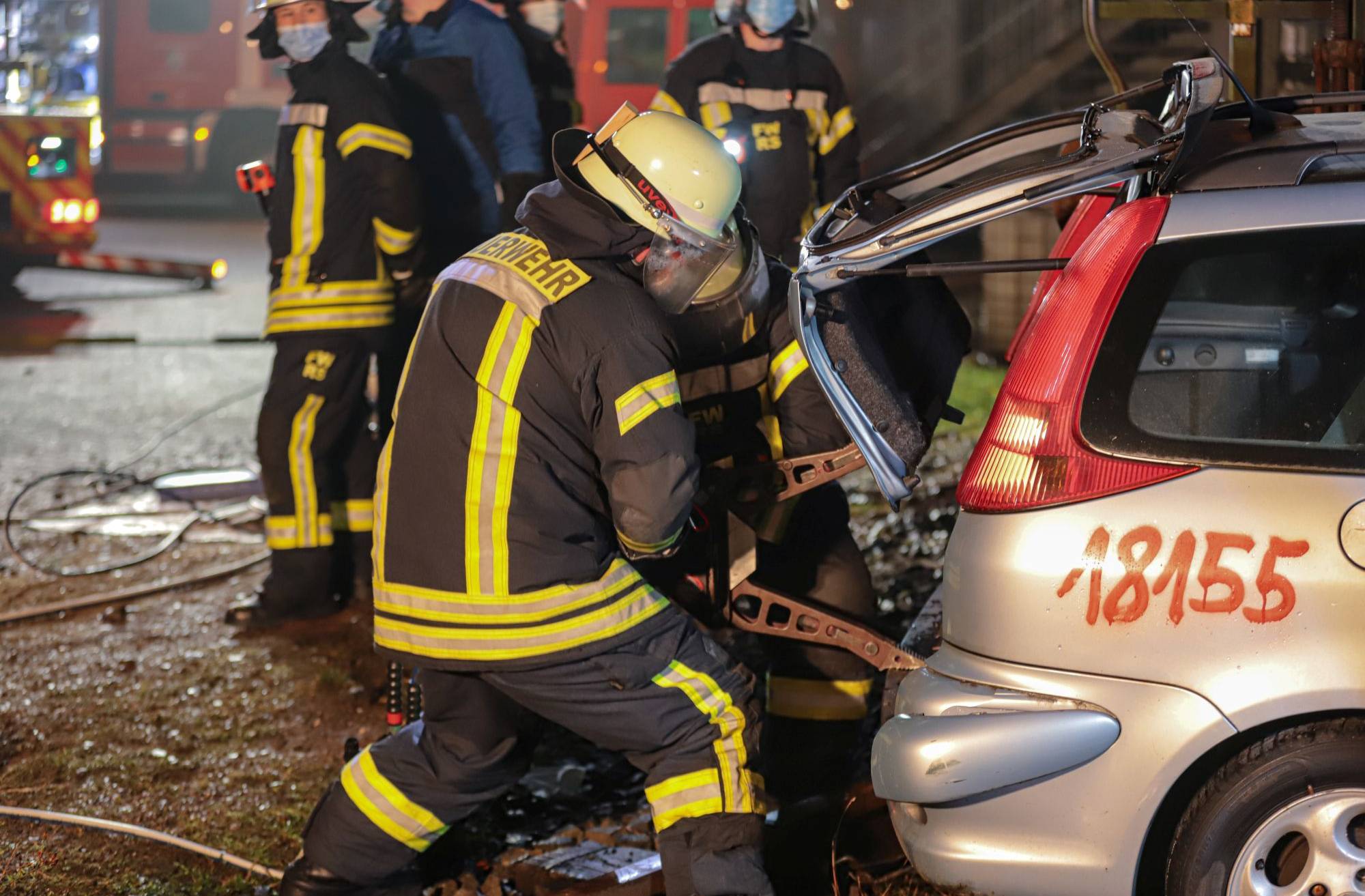 Erfolgreiche Übung der Freiwilligen Feuerwehr Wuppertal-Hahnerberg