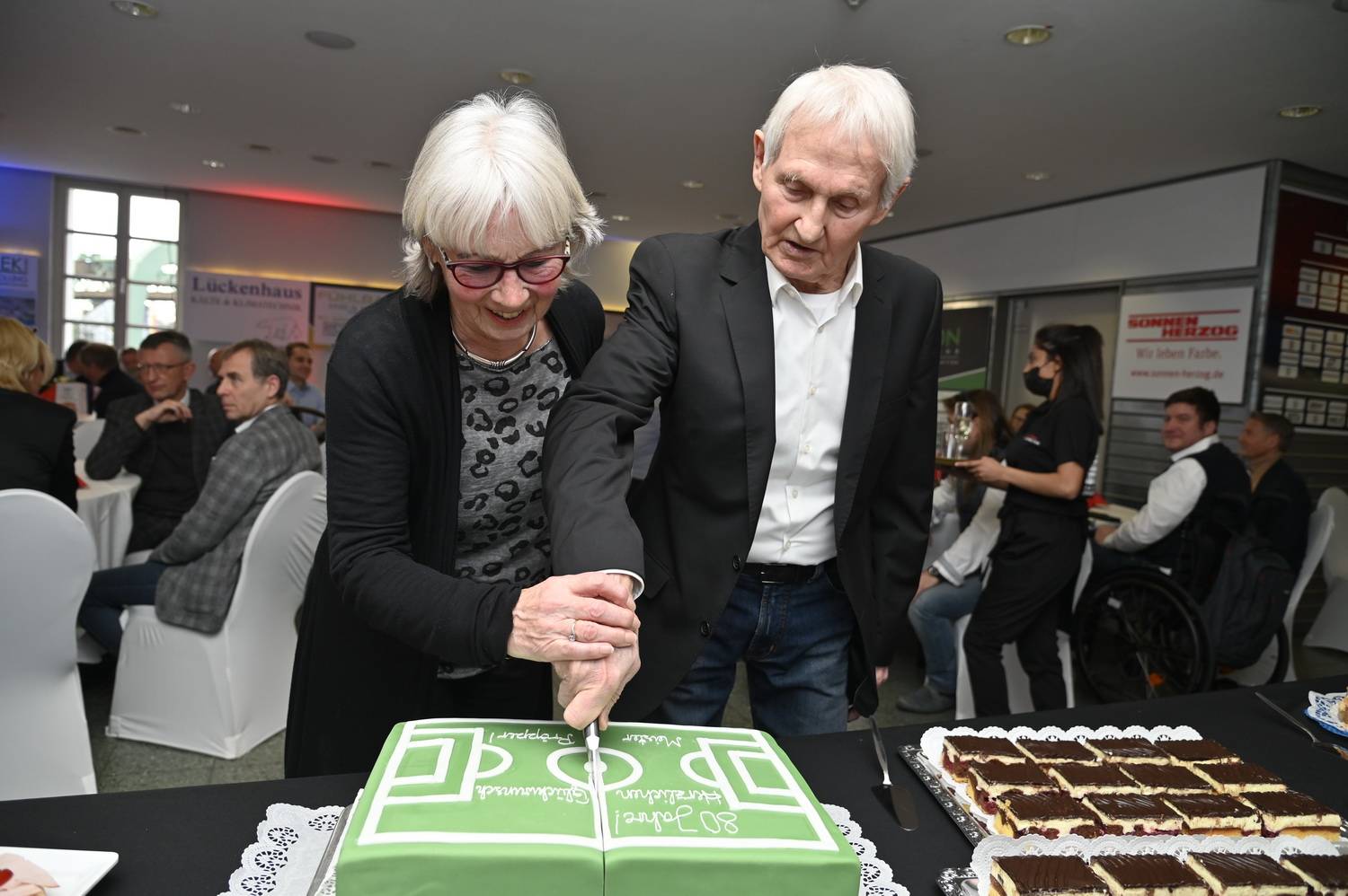 Wuppertals Fußballlegende „Meister“ Pröpper ist nun 80