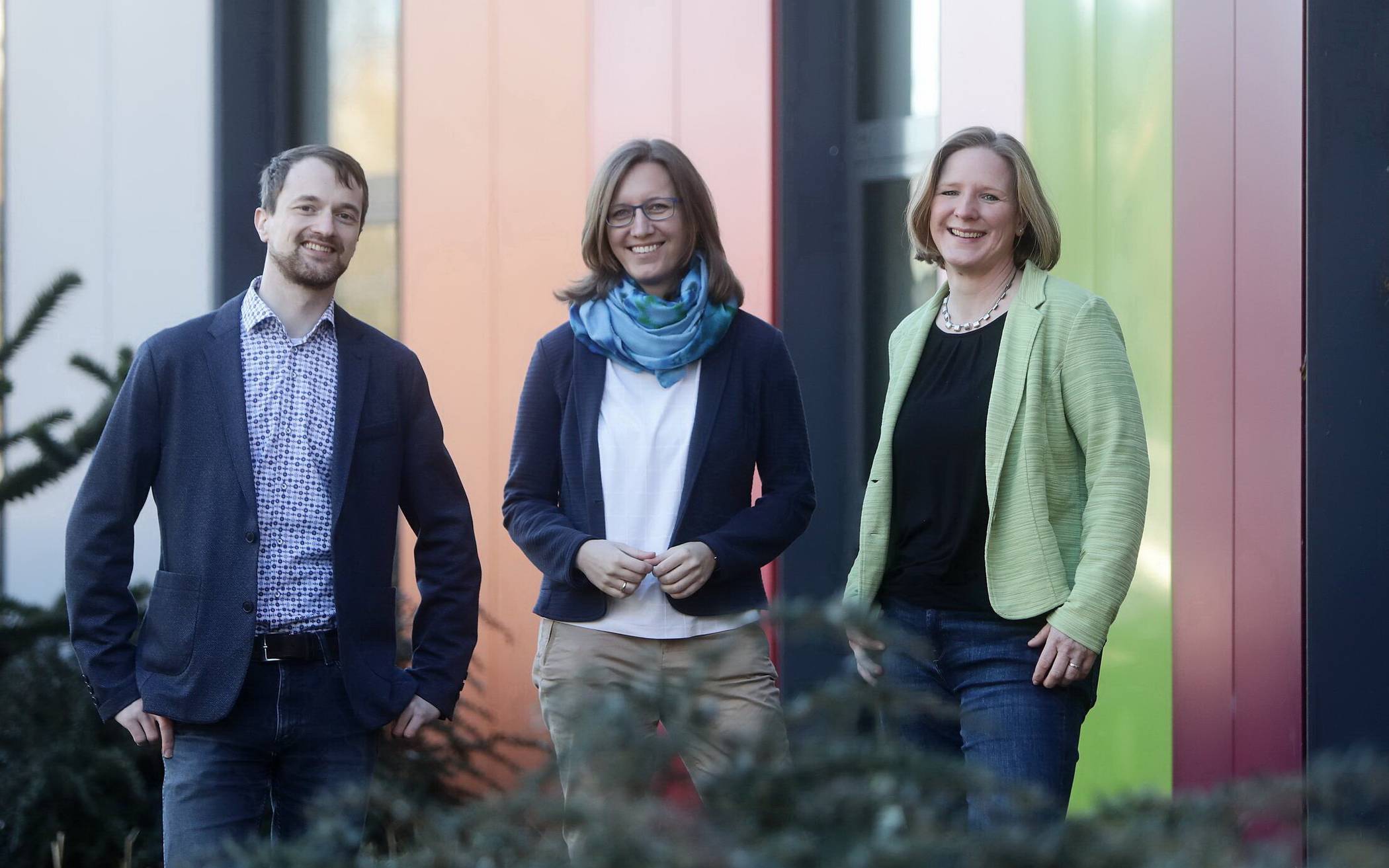  Das Geschäftsführungs-Team der Junior Uni (von li.): Dr. Stefan Hellhake, Dr. Annika Spathmann und Dr. Ariane Staab. 