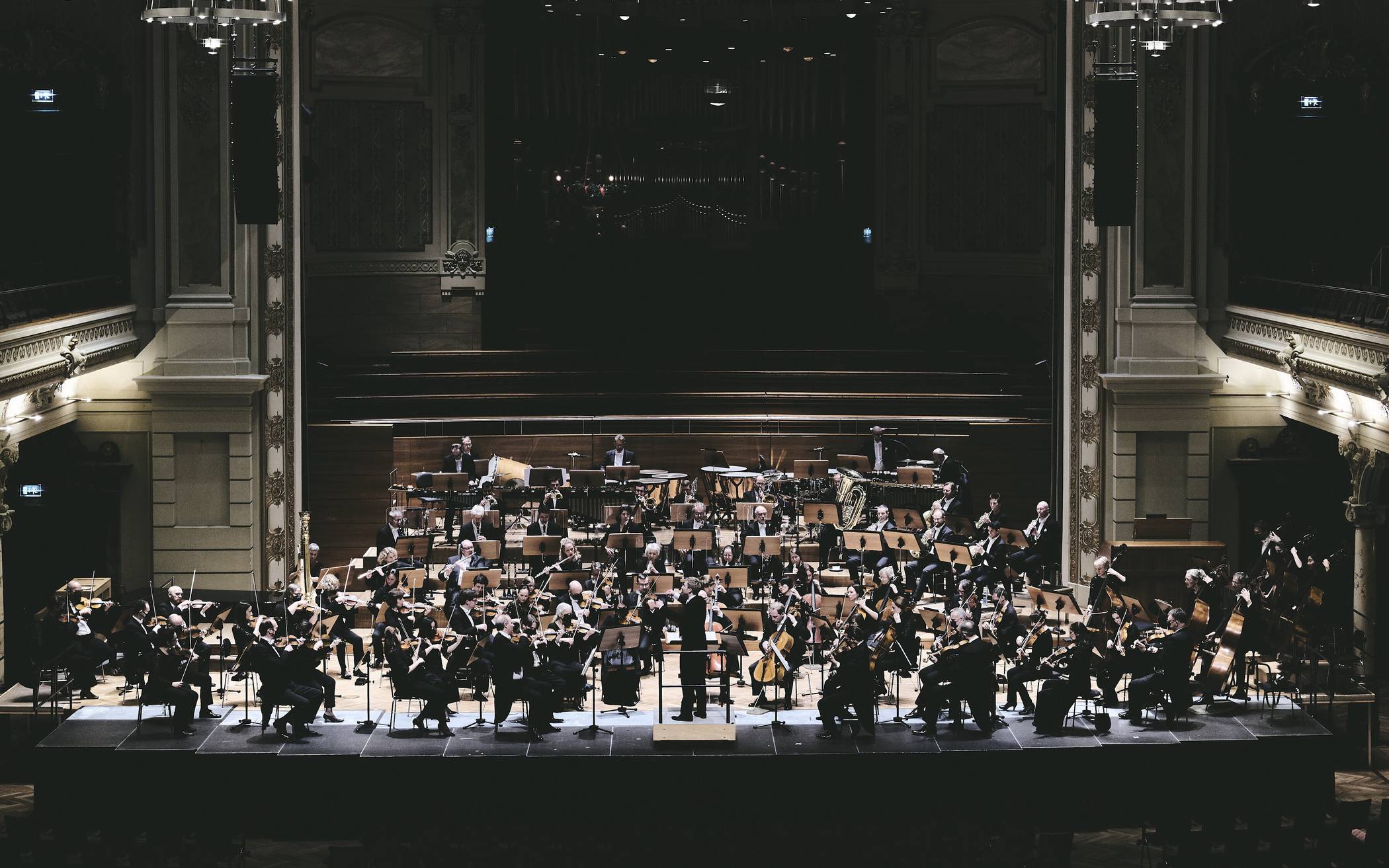 Das Sinfonieorchester in der Stadthalle.