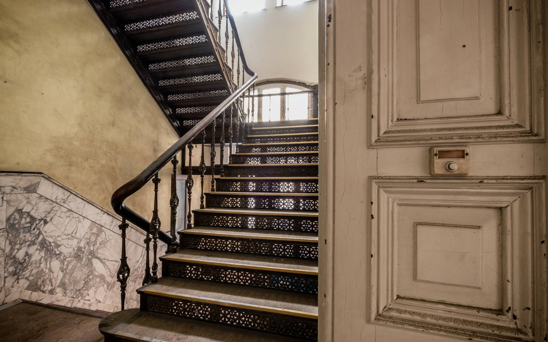 Alb. &amp; E. Henkels, Treppenhaus,...