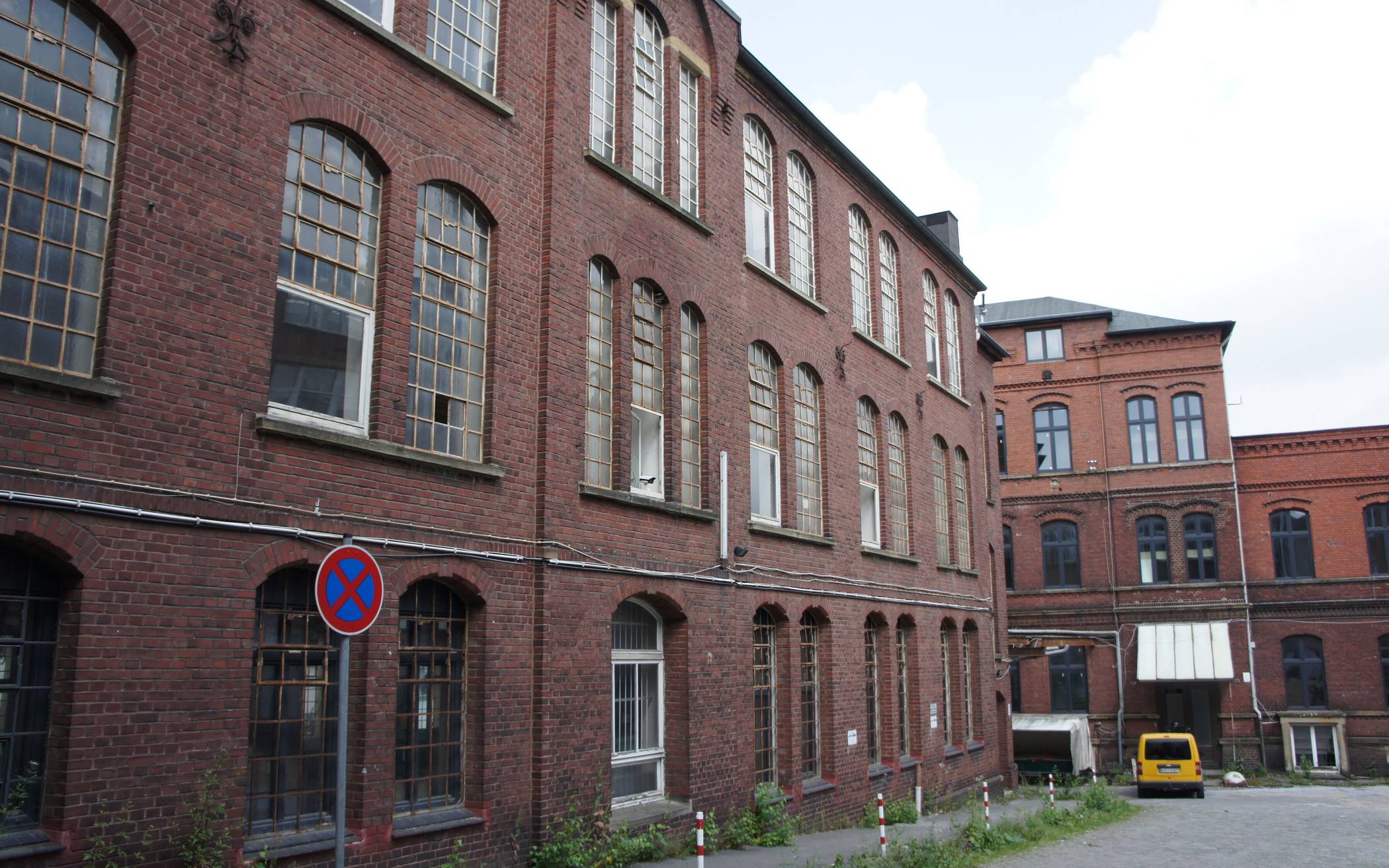 Alb. &amp; E. Henkels,...