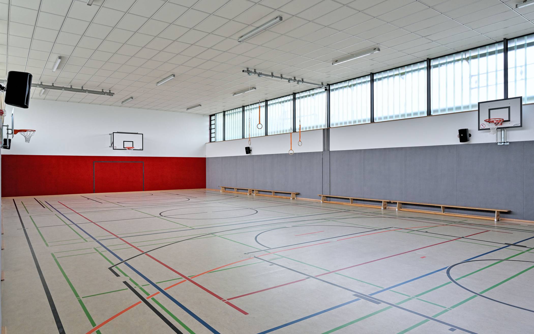  Die Schule und die Vereine können die neue Turnhalle ab sofort nutzen.  