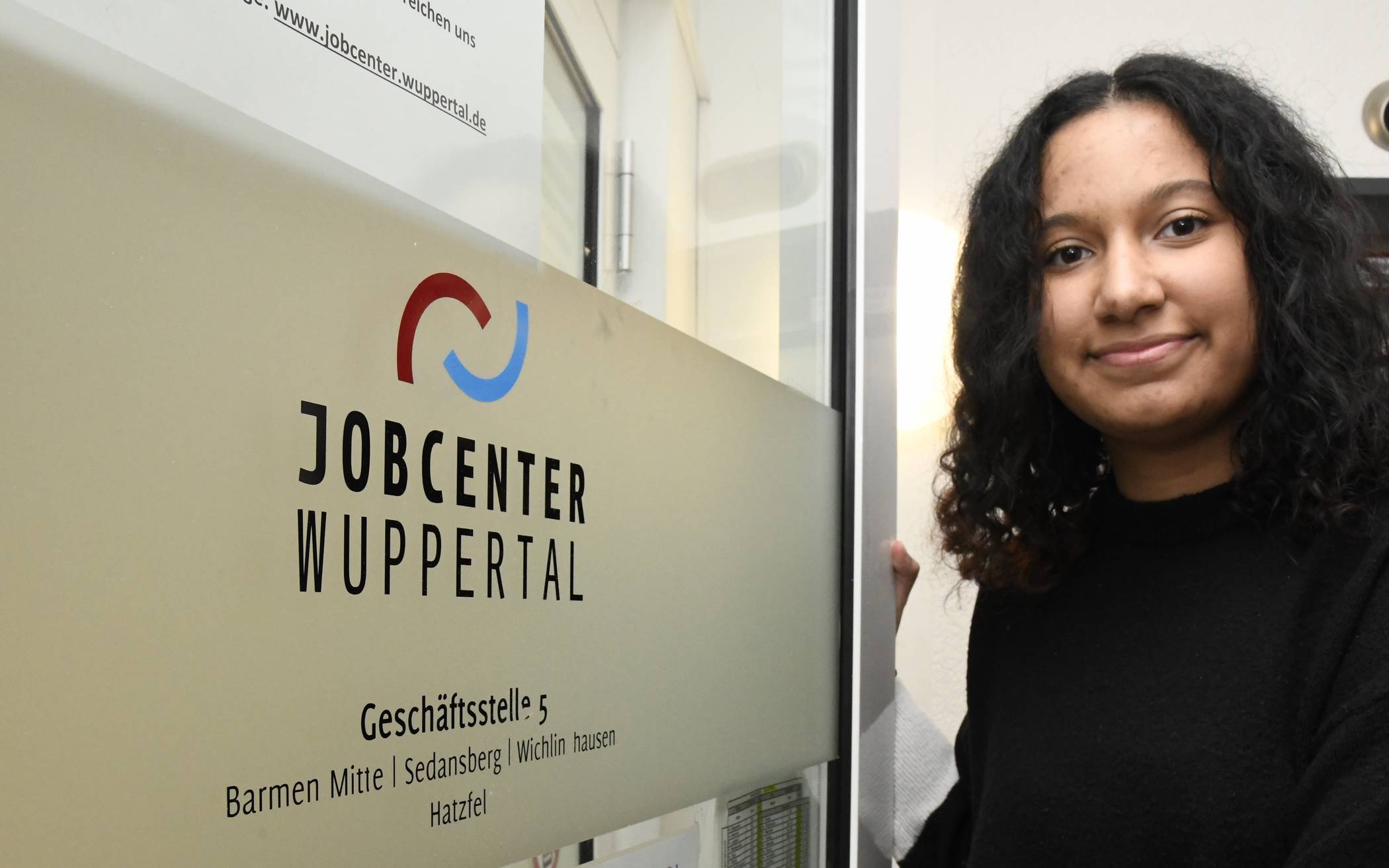 Samantha Josephine macht ein Duales Studium beim Jobcenter
