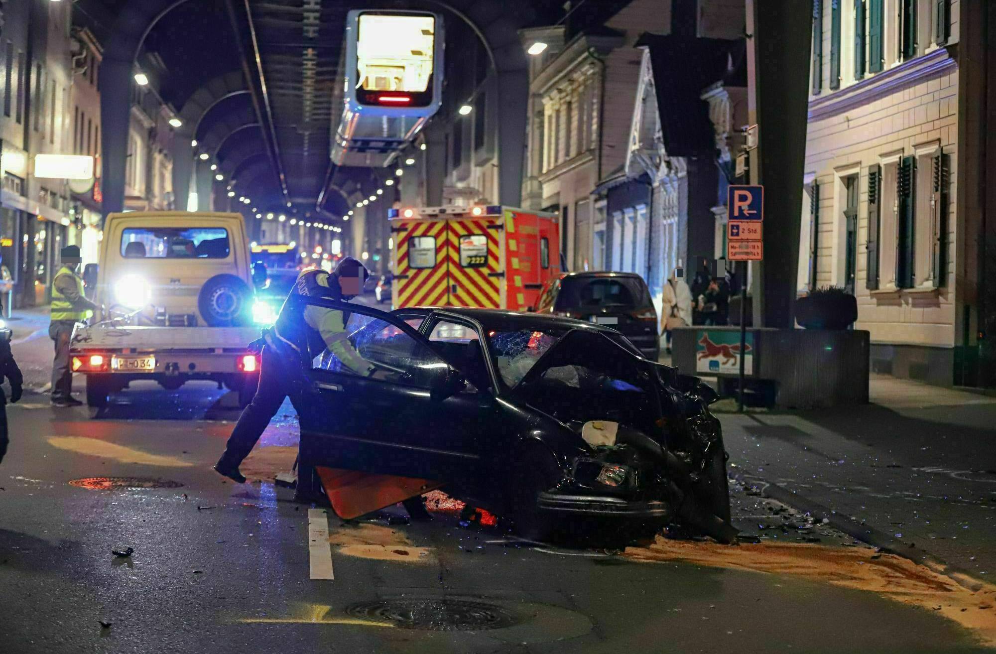 Schwerer Unfall auf der Kaiserstraße