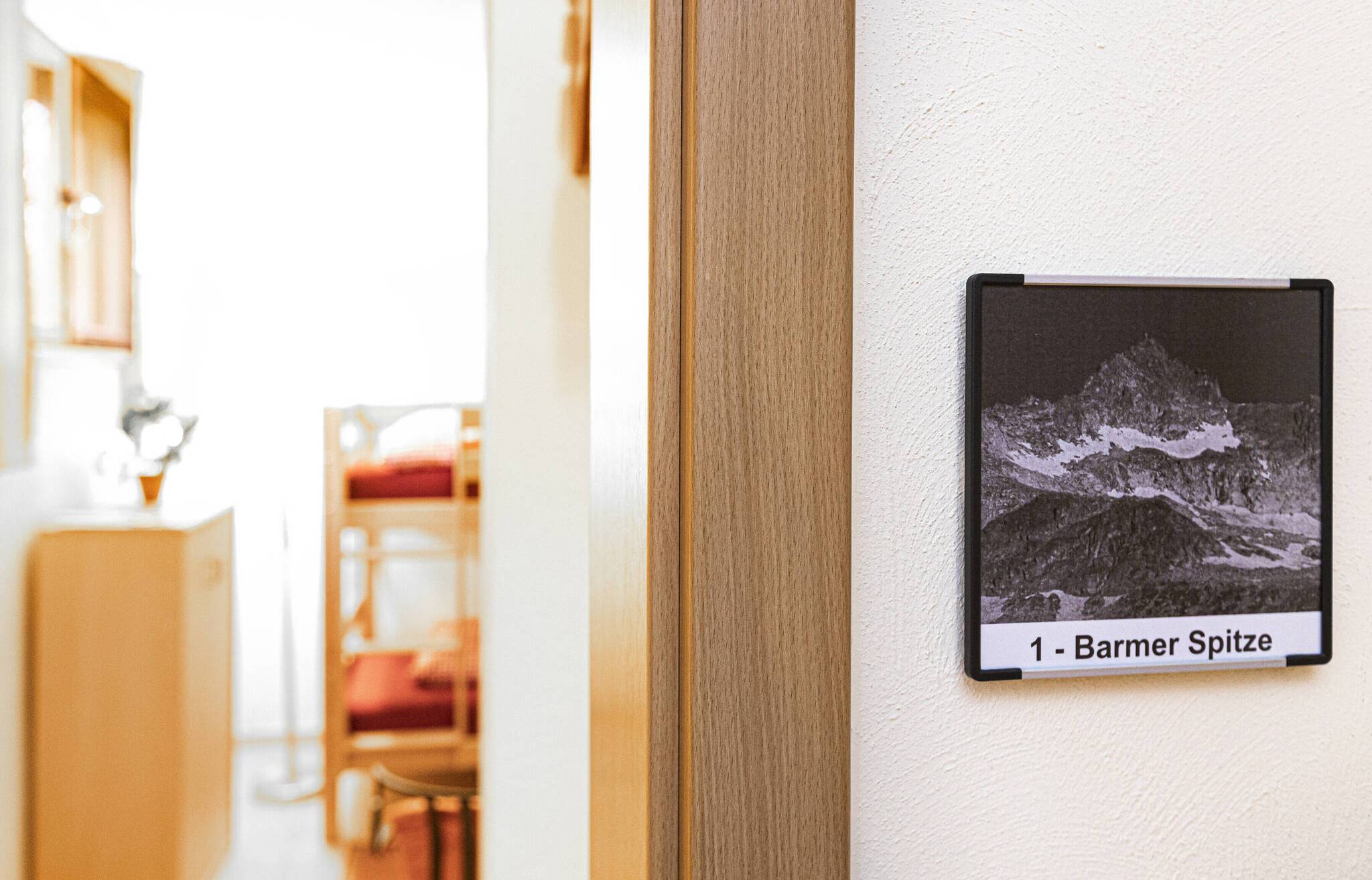 Die Zimmernamen sind Reminiszenzen an die Standorte der übrigen Wuppertaler DAV-Hütten...