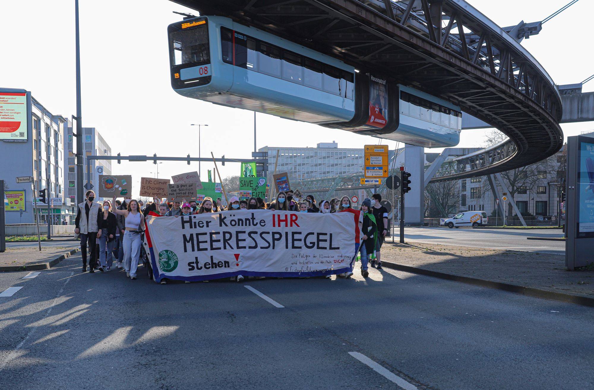 750 Menschen bei FFF-Klimastreik in Wuppertal