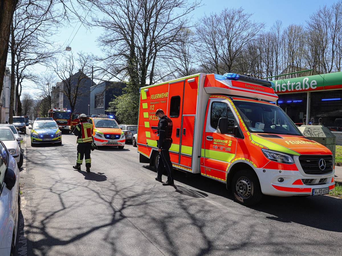 Pkw-Fahrer übersieht Motorradfahrer
