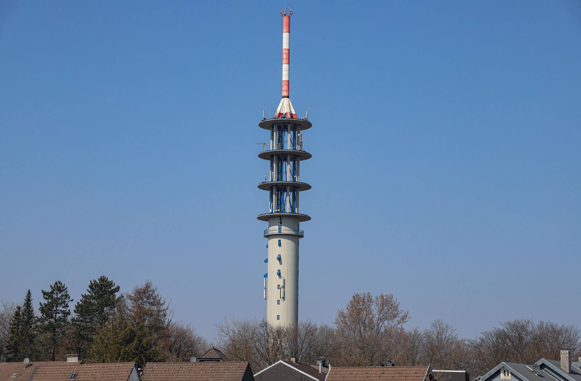 Rundumblick vom Fernsehturm „Rigi Kulm“ über Wuppertal
