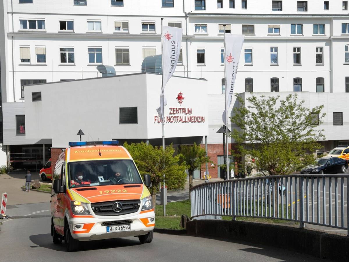 Brand im Wuppertaler Petrus-Krankenhaus
