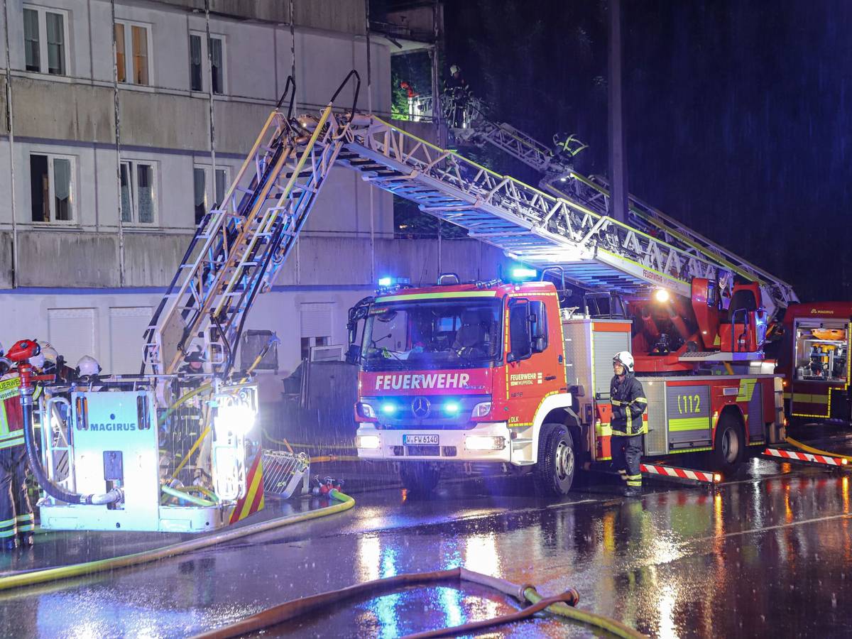 Feuerwehr-Großeinsatz an der Briller Straße
