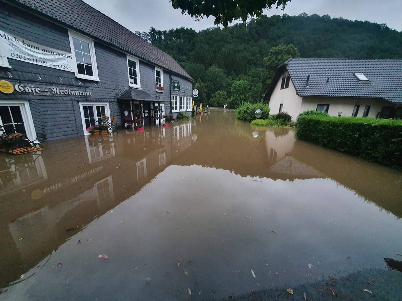 Das Hochwasser am Landhaus Bilstein in