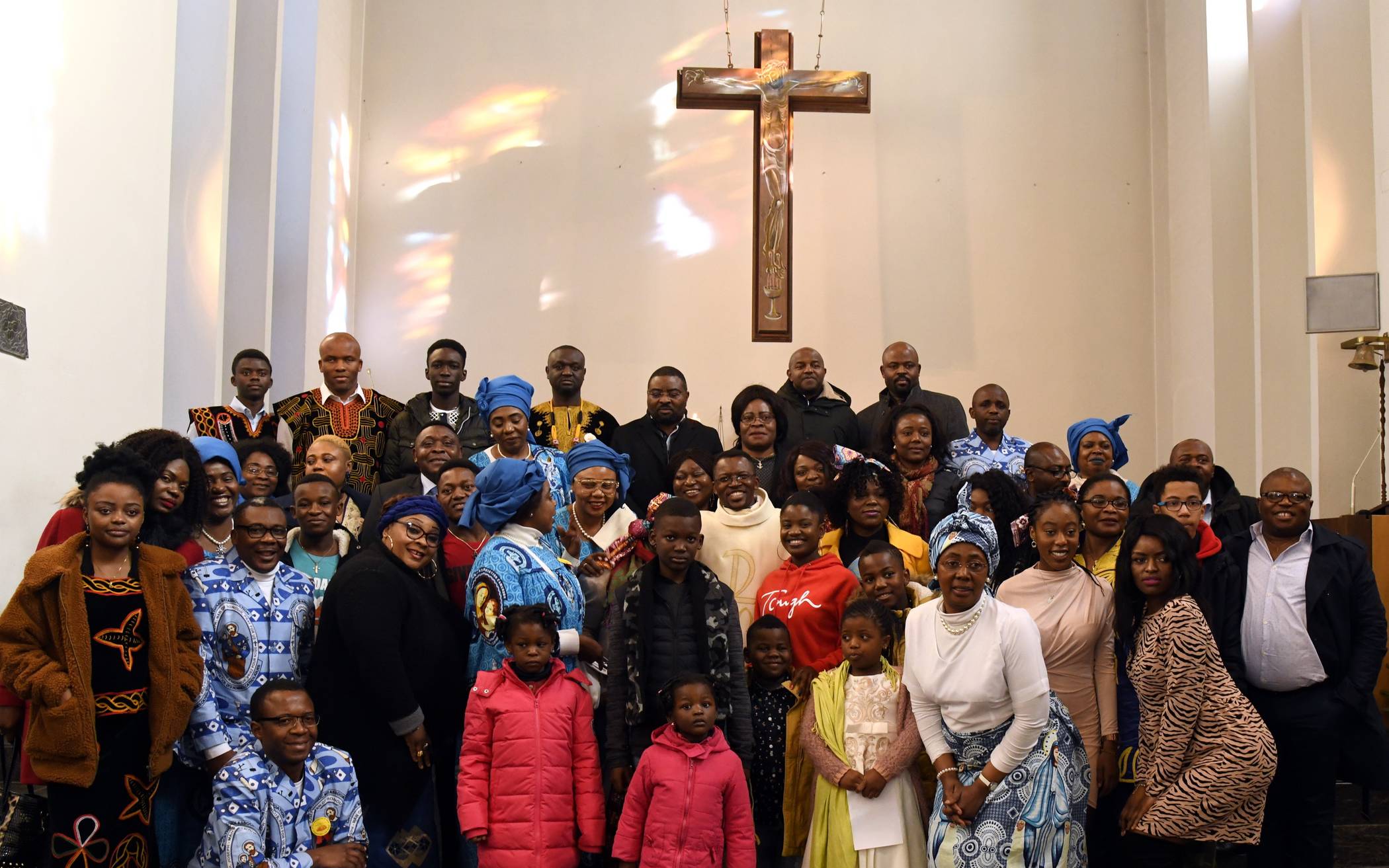  Die Wuppertaler katholische Kamerun-Gemeinschaft bei einer Feier im Jahr 2019 in St. Marien. 