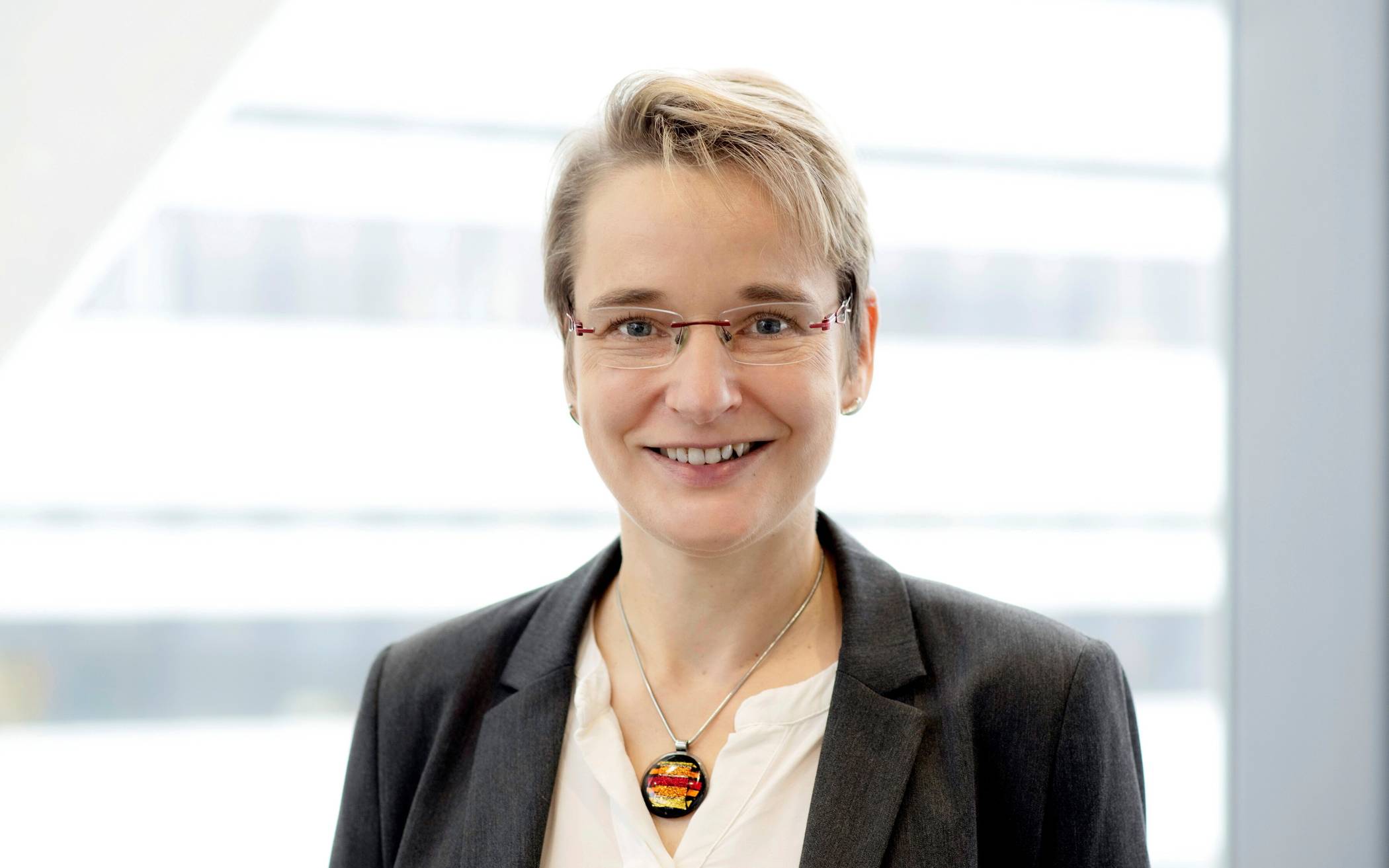 Prof. Dr. Juliane Brauer .