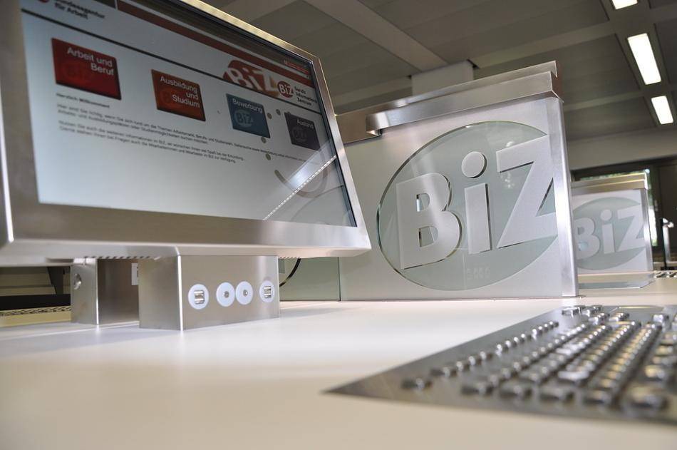  Blick ins Berufsinformationszentrum (BIZ). 