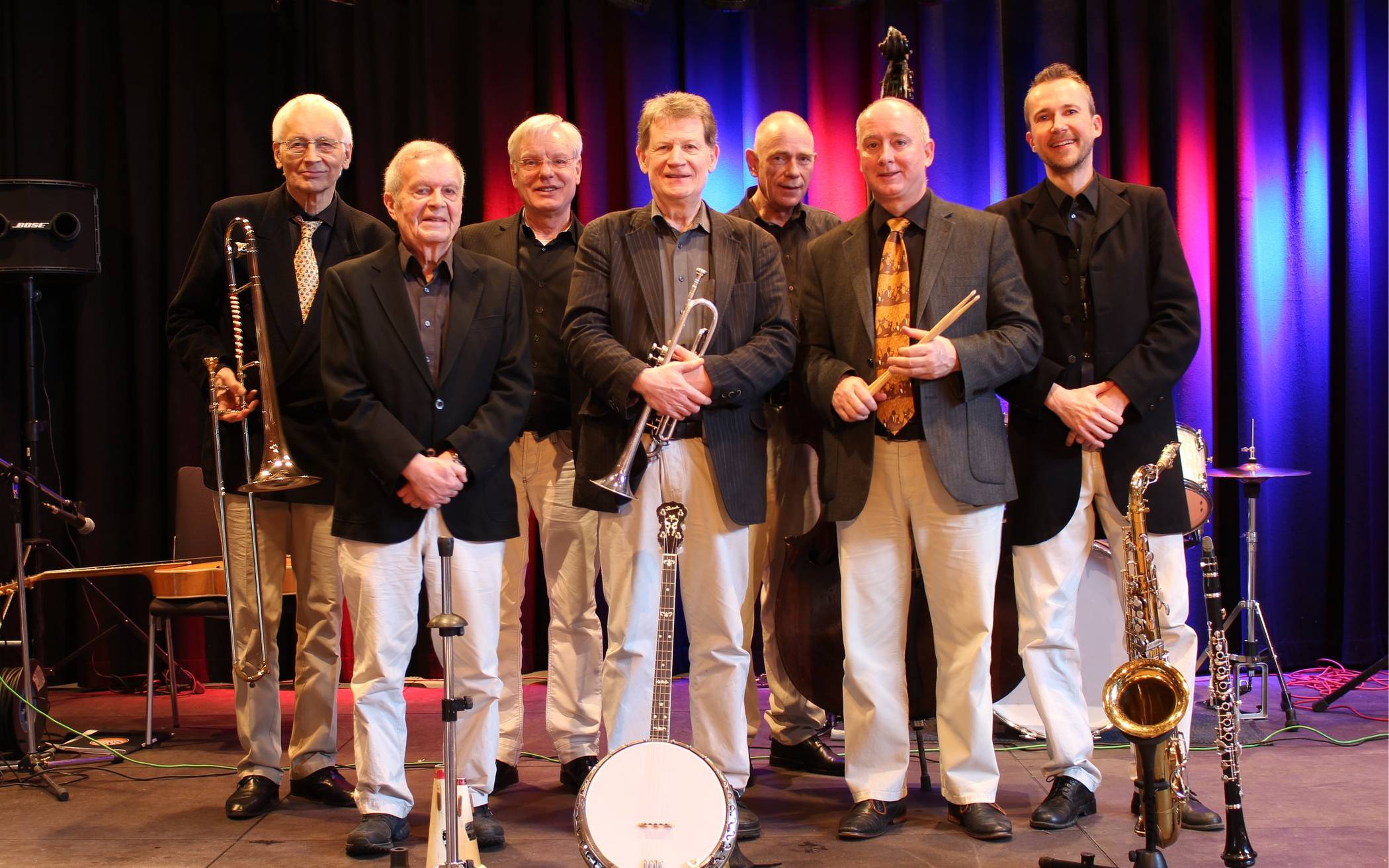 Die Wuppertaler Formation "Seatown Seven Hot Jazz" ist seit 60 Jahren auf zahlreichen Bühnen aktiv - jetzt auch wieder einmal vor Ort in Wuppertal.
