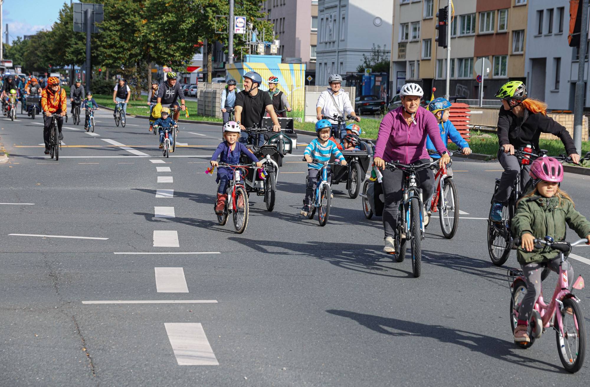 Die jungen und älteren Teilnehmerinnen und