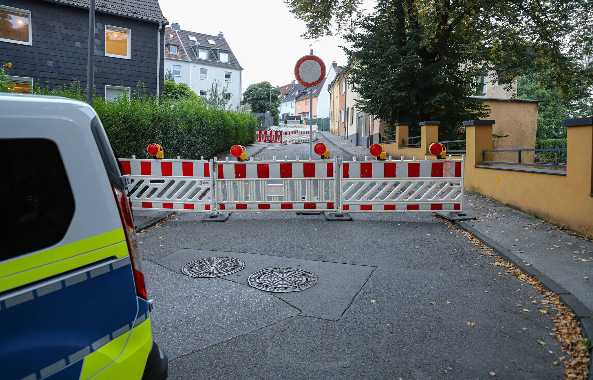 Fahrbahn in Wuppertal-Oberbarmen abgesackt​