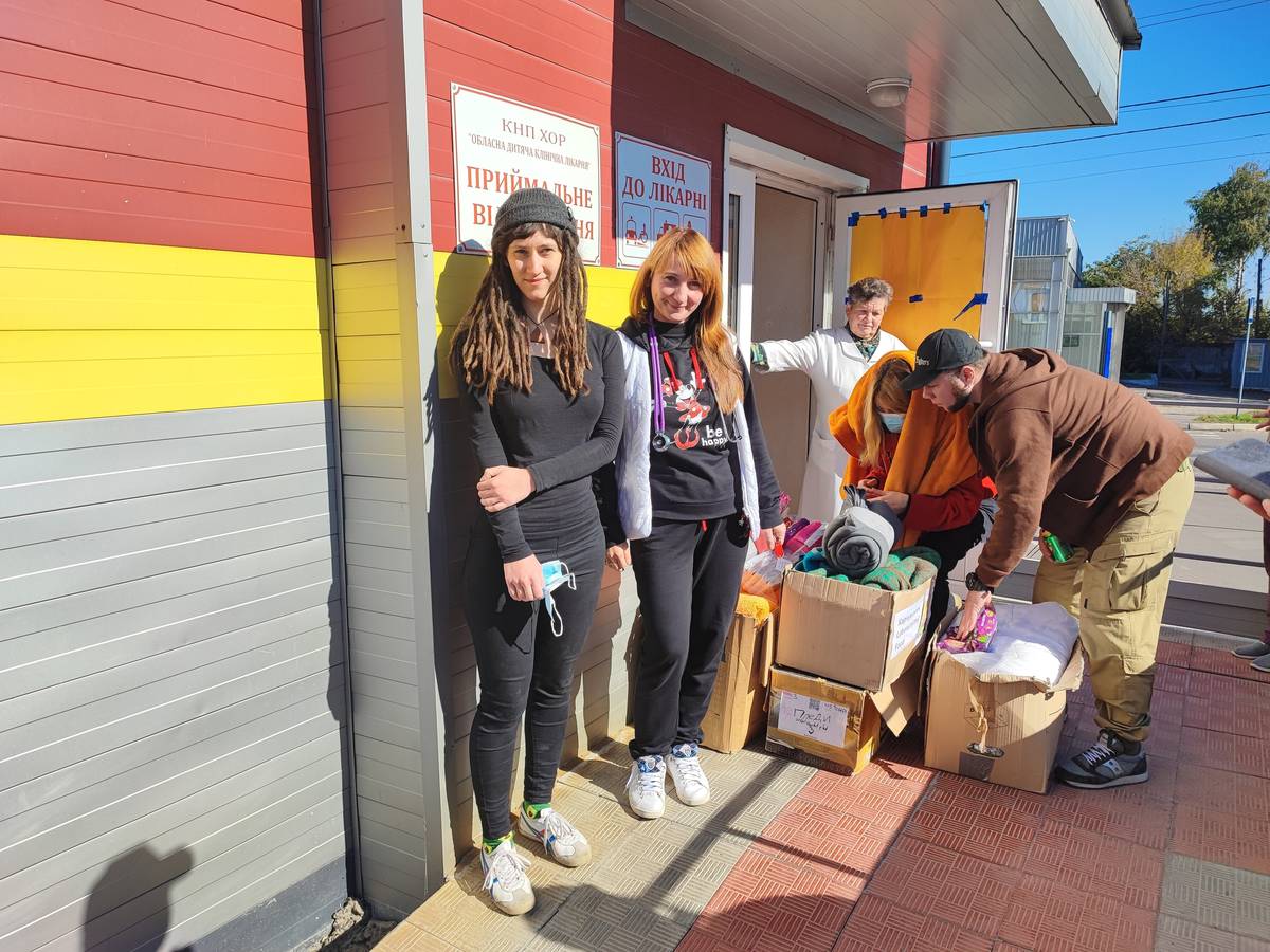 „Cars of Hope“ half in der Ukraine
