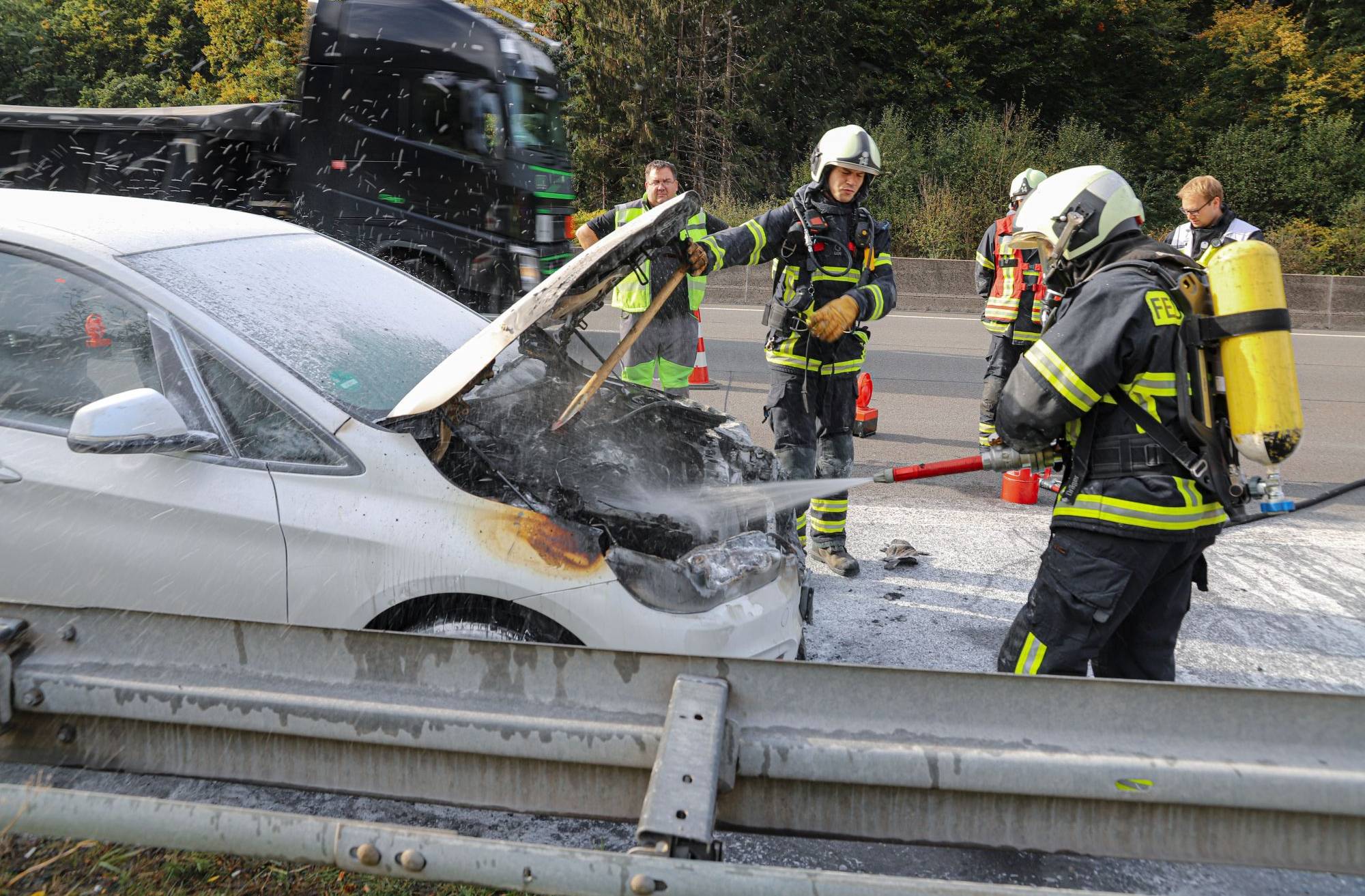 Die Feuerwehr löschte noch nach.