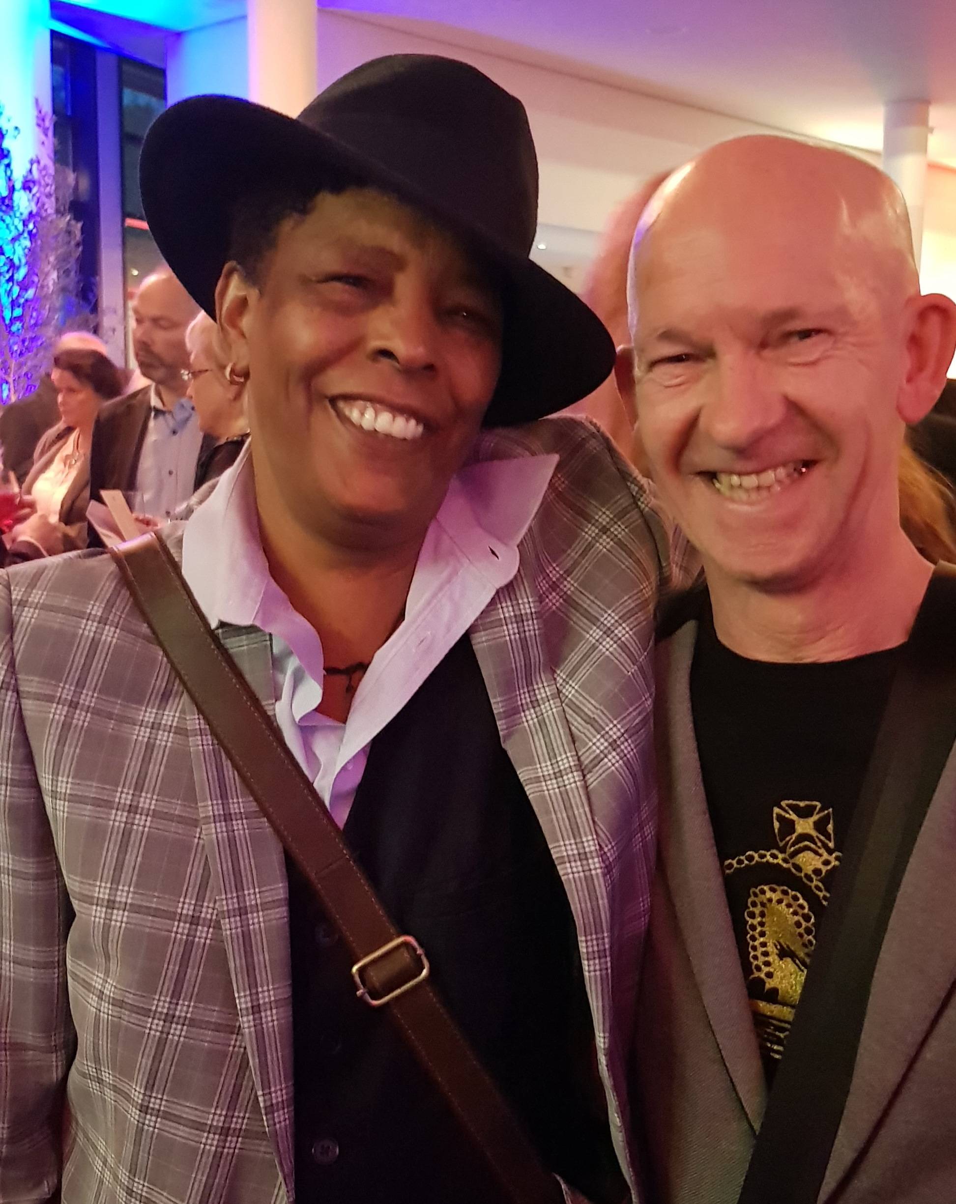 Die US-amerikanische Sängerin Marla Glen wohnt in Duisburg...