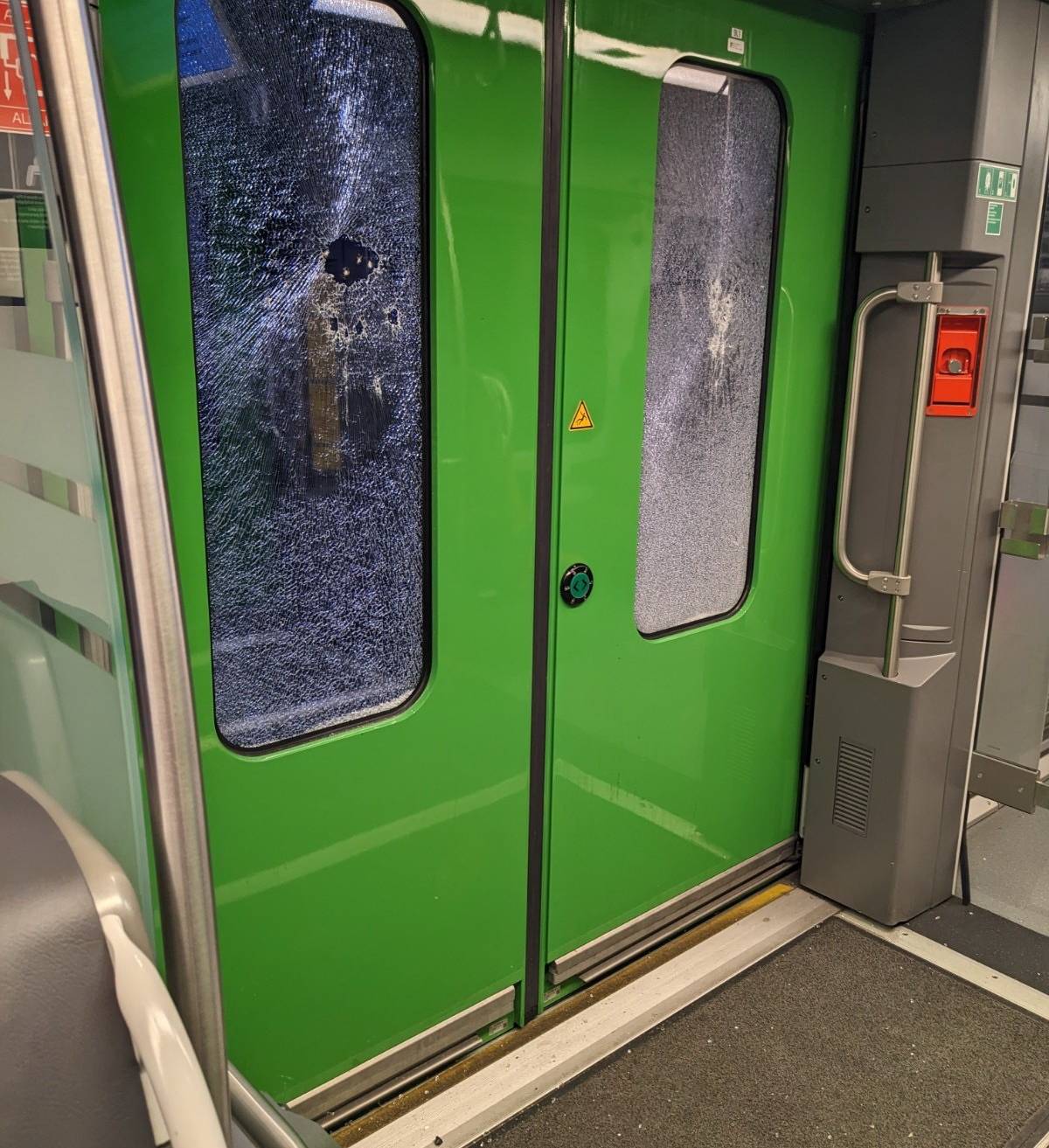 Mann nach Randale in S-Bahn in Wuppertal verhaftet